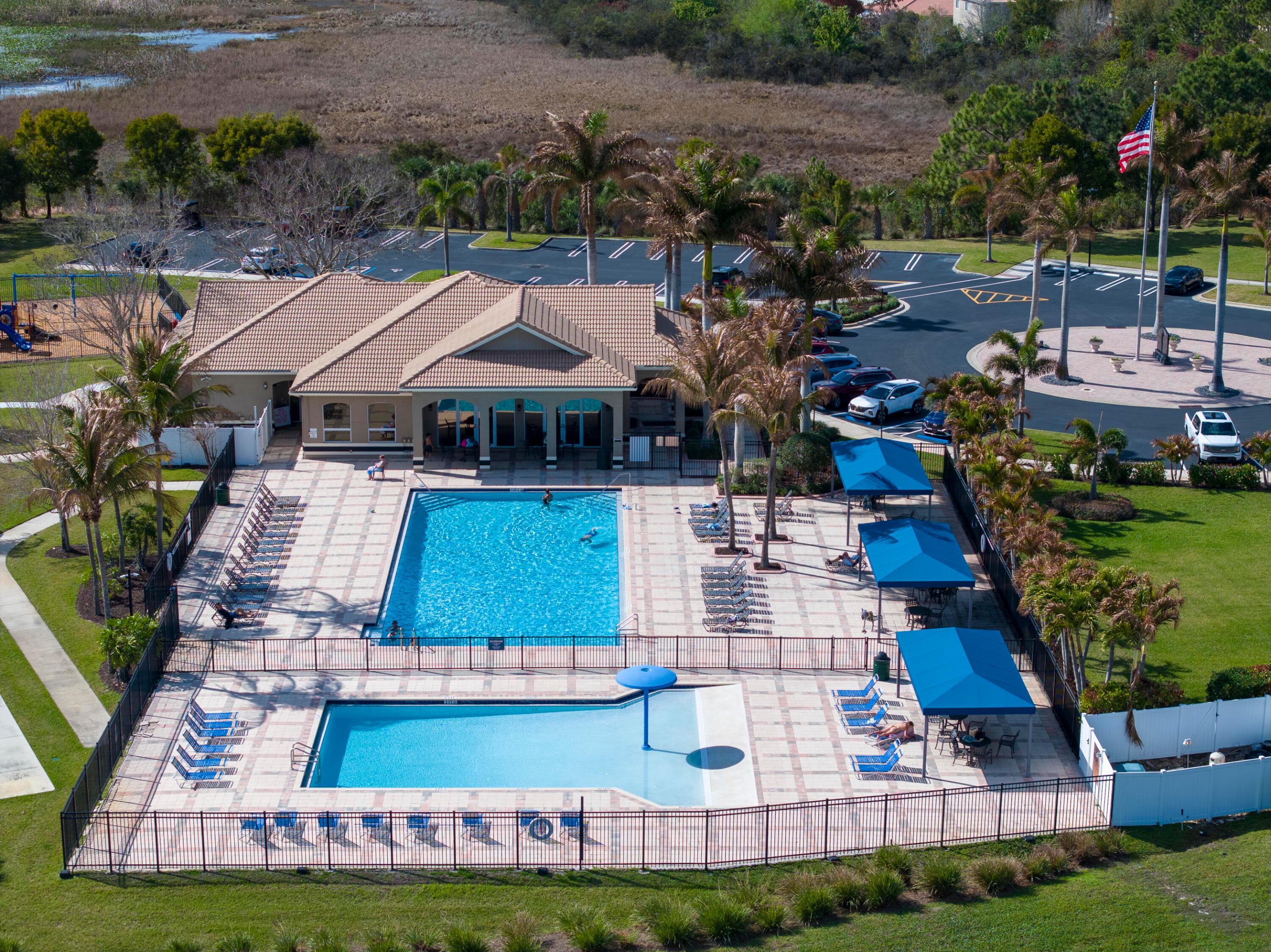 SECOND REPLAT OF PORTOFINO ISLES - Residential