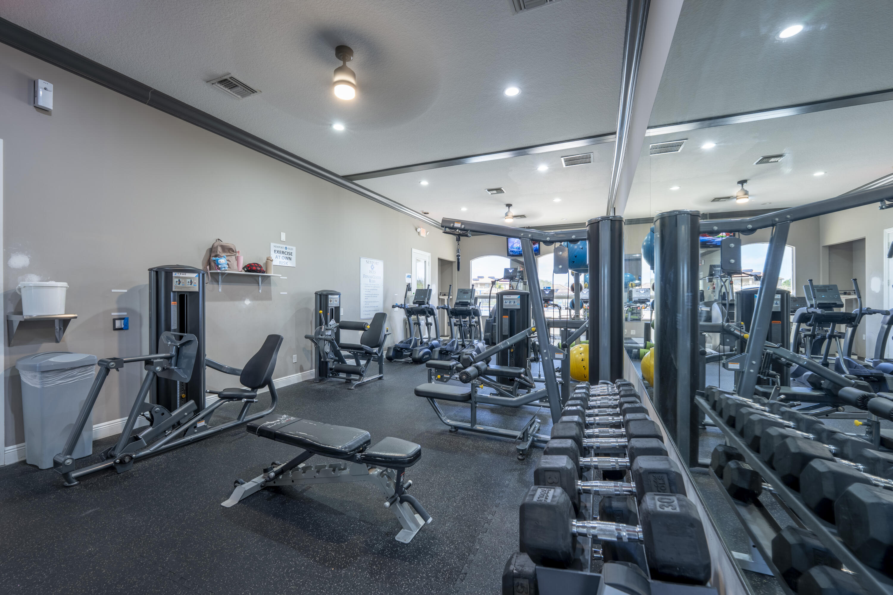 SECOND REPLAT OF PORTOFINO ISLES - Residential