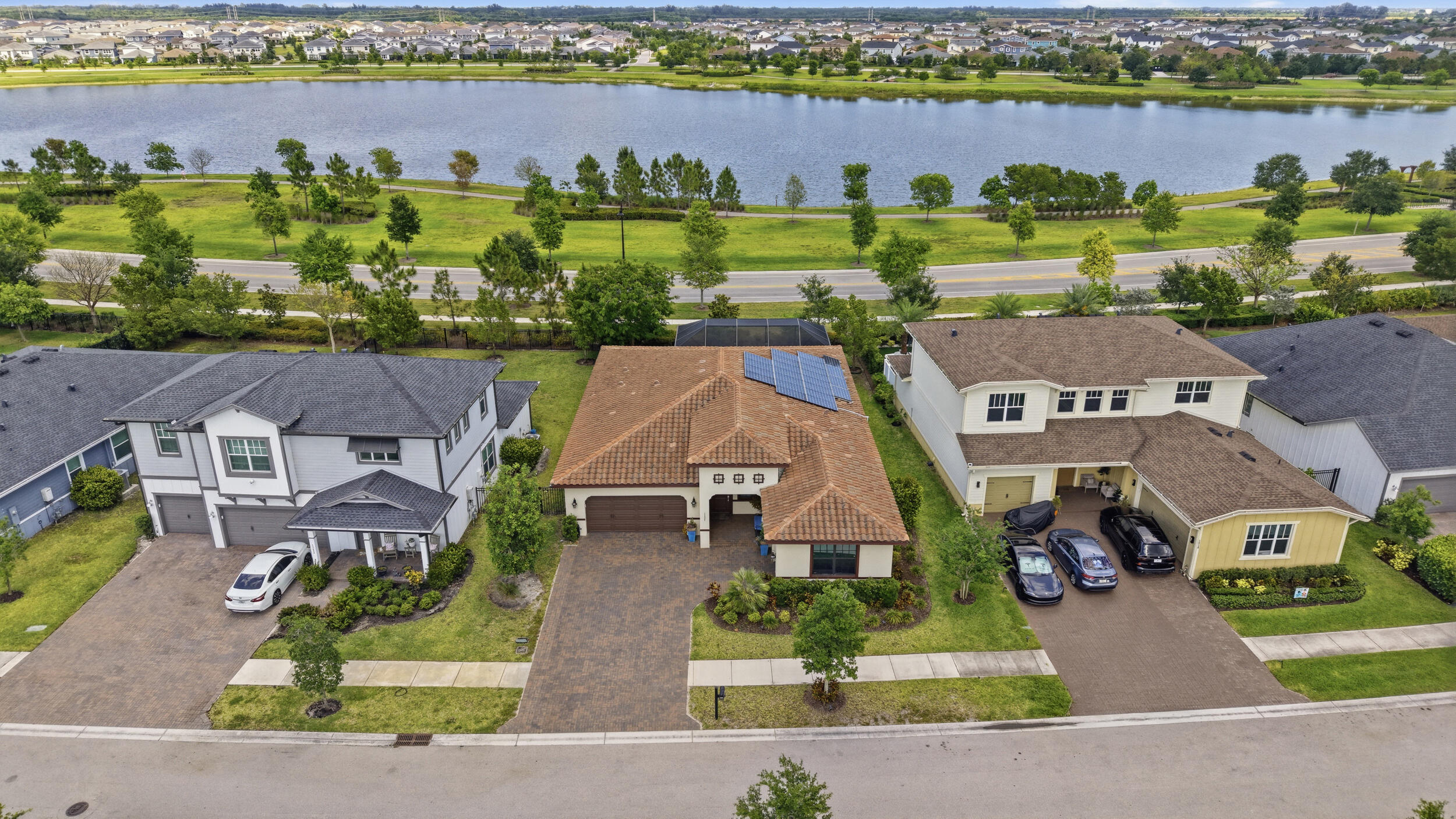 Properties 1224 Sterling Pine Place