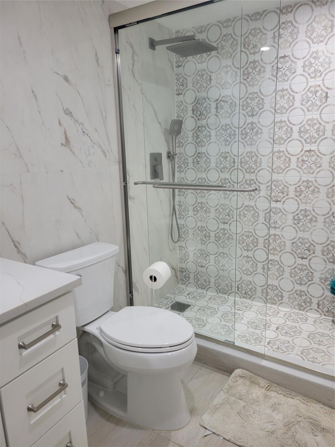 Oceanview Bldg Condo - Residential Lease