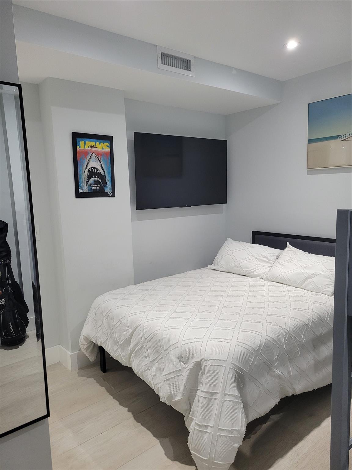 Oceanview Bldg Condo - Residential Lease