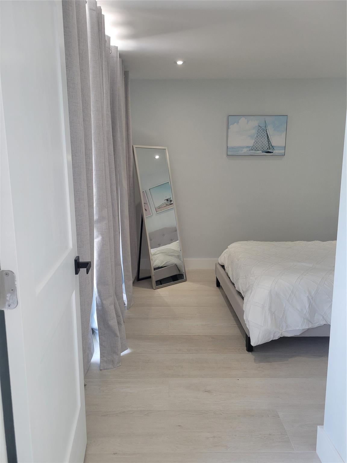 Oceanview Bldg Condo - Residential Lease