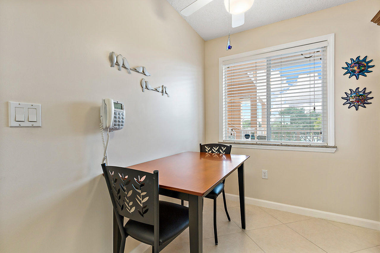 HUNTINGTON POINTE - Residential