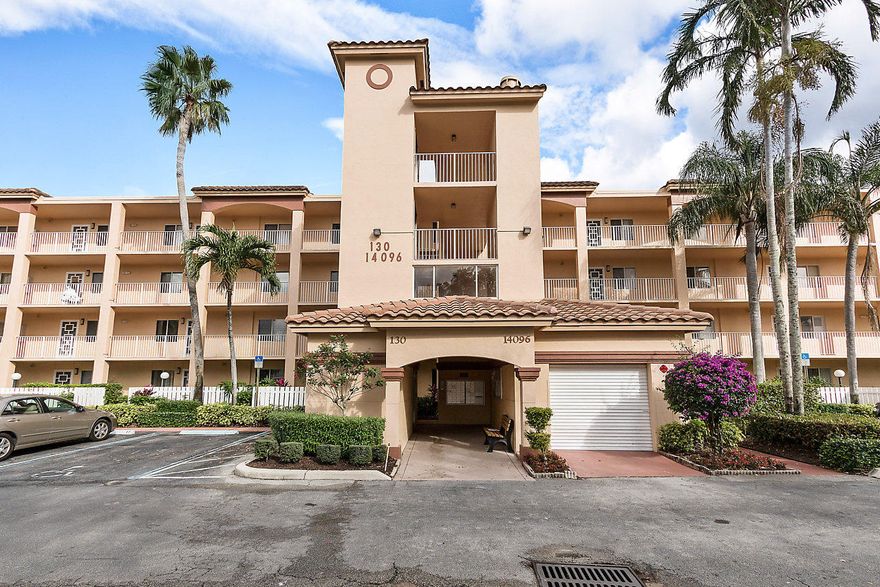 WOW! UPGRADED & UPDATED 3RD FLOOR CORNER LAKEFRONT CHARDONNAY MODEL. 2/2 PLUS DEN W/ SPLIT BEDROOM PLAN. BEST FOUNTAIN & LAKE VIEWS. BONUS 110 SQ.FT. AIR CONDITIONED FLORIDA ROOM ON THE LAKE! EAT IN KITCHEN TOTALLY UPDATED W/ STAINLESS APPLIANCE & GRANITE COUNTERS. CUSTOM BACKSPLASH. CUSTOM CABINETRY.  CERAMIC TILE FLOORS ON THE DIAGONAL THROUGHOUT.  SEPERATE LAUNDRY ROOM IN CONDO. BEAUTIFUL FURNISHINGS INCLUDED. DEEDED COVERED PARKING SPACE RIGHT OUT YOUR FRONT DOOR. ENJOY ALL THE AMENITIES HUNTINGTON POINTE HAS TO OFFER. INDOOR & OUTDOOR POOLS, TENNIS, MULTI MILLION DOLLAR CLUBHOUSE, BALLROOM, THEATER, LOADS OF CLUBS & ACTIVITIES. 24 HOUR MANNED GATED ENTRY