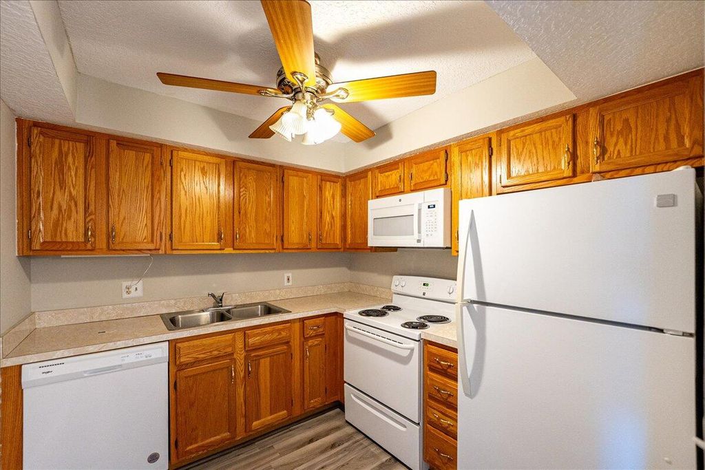 Photo of 950 S Kanner Highway #E4, Stuart, FL 34994 (MLS # R11085814)