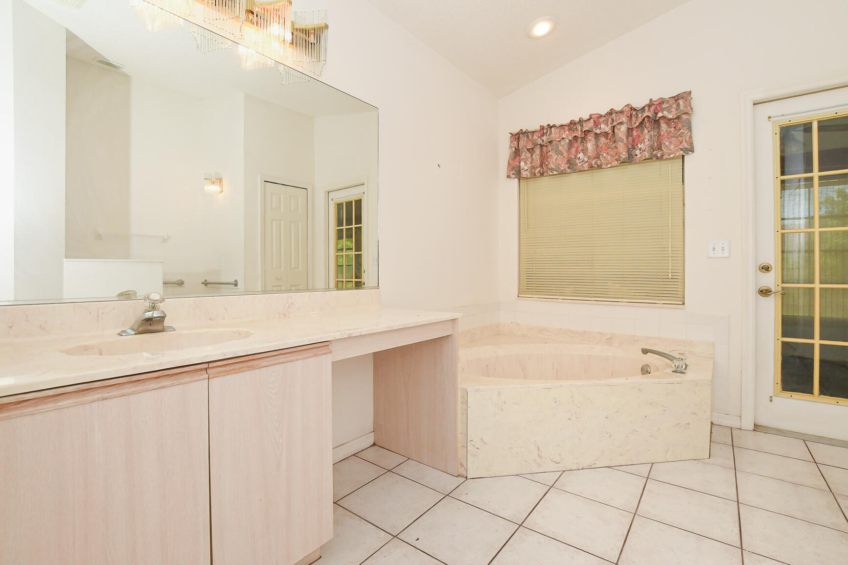 PORT ST LUCIE SECTION 9 - Residential