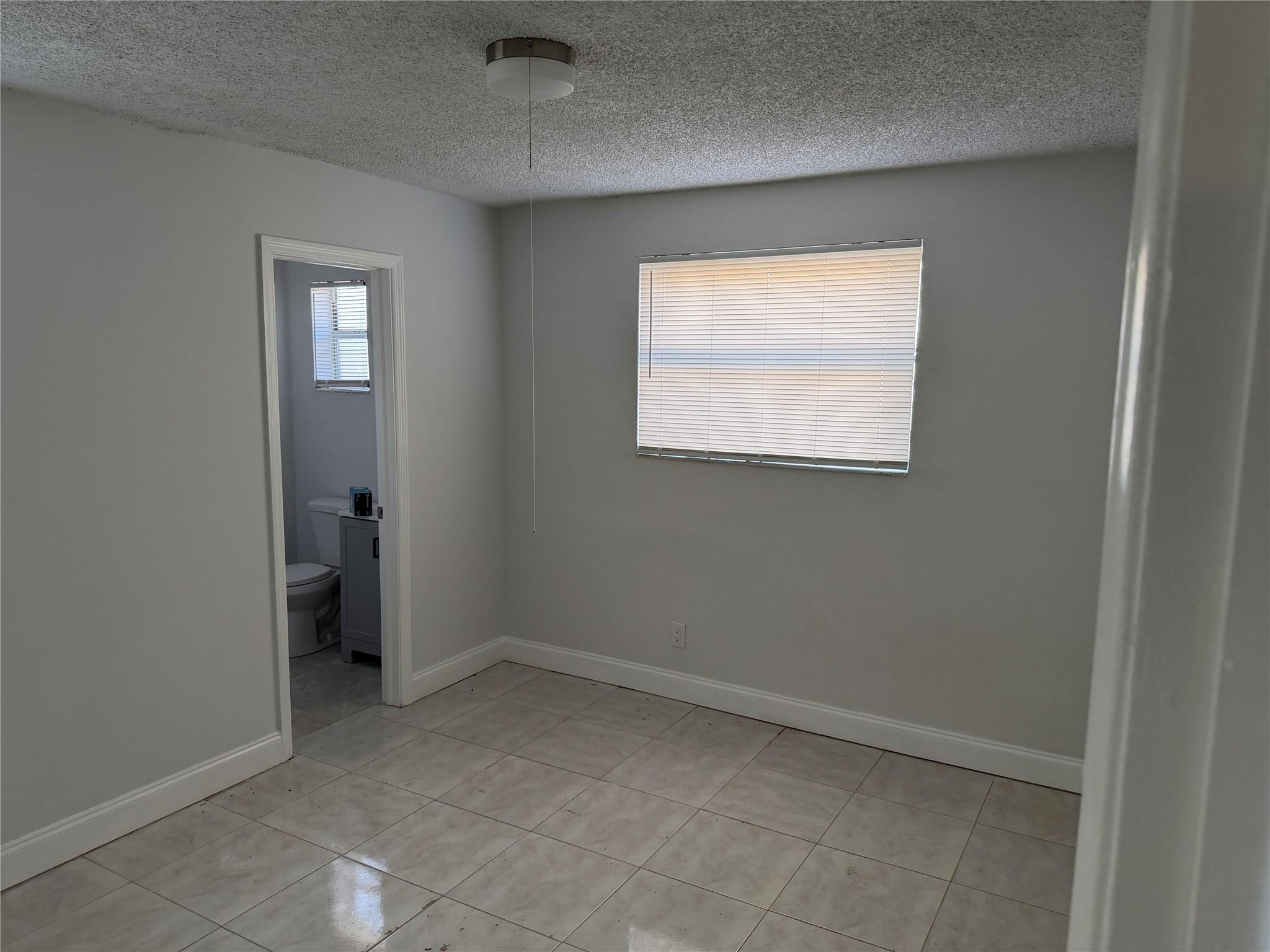 Springbank Park 63-47 B - Residential