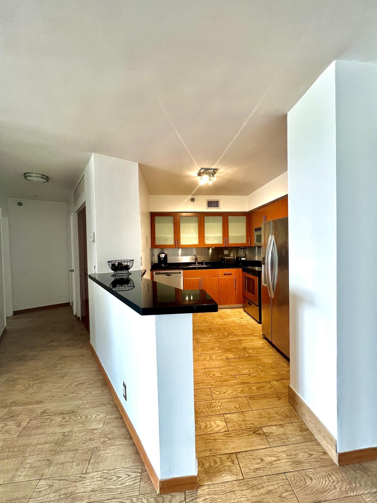 MYSTIC POINTE TOWER 600 CONDO - Residential Lease