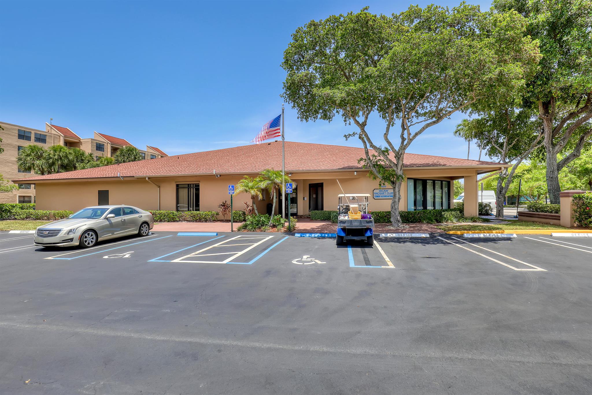 LAVERS DELRAY RACQUET CLUB CONDO - Residential Lease