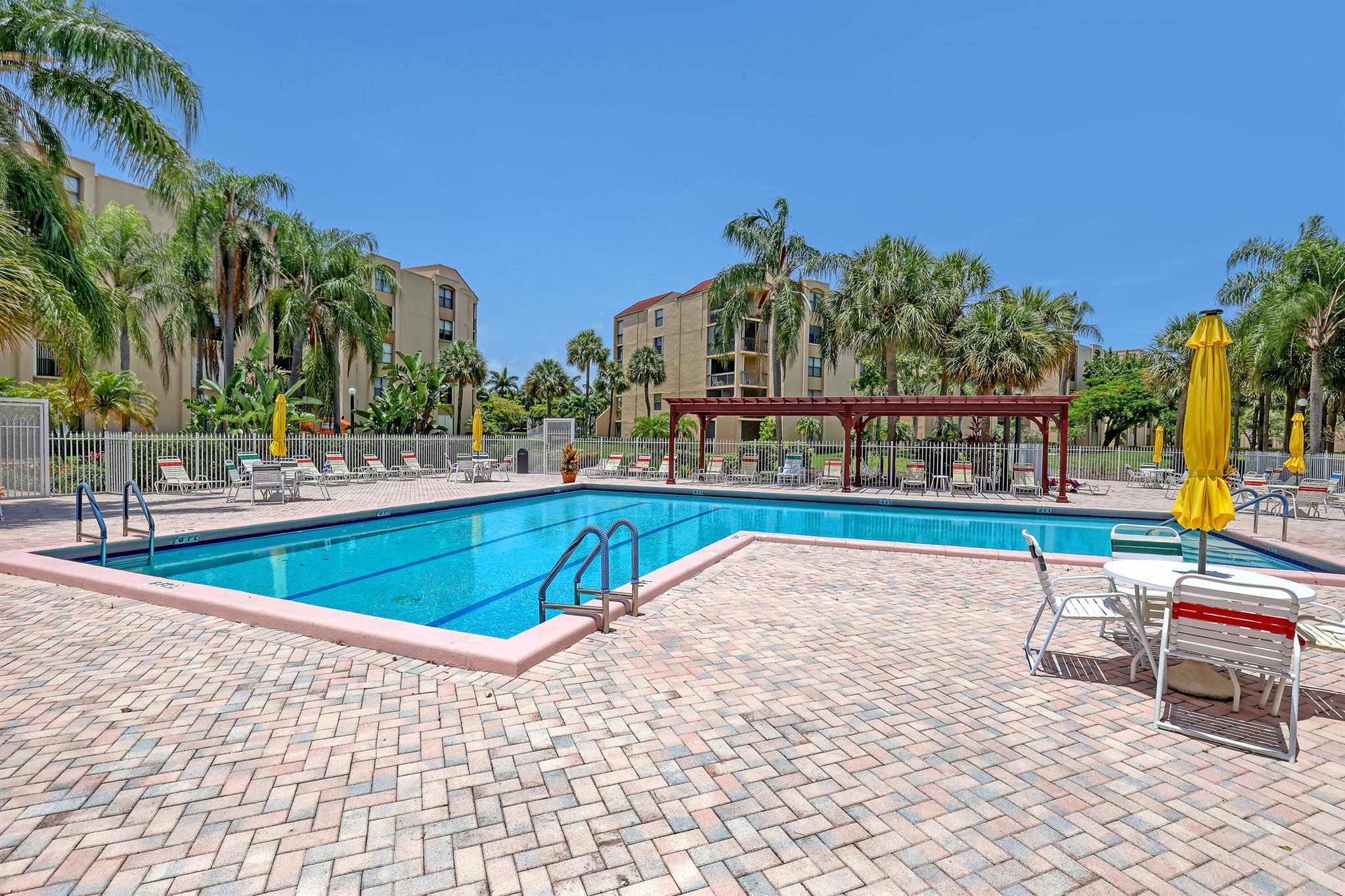 LAVERS DELRAY RACQUET CLUB CONDO - Residential Lease