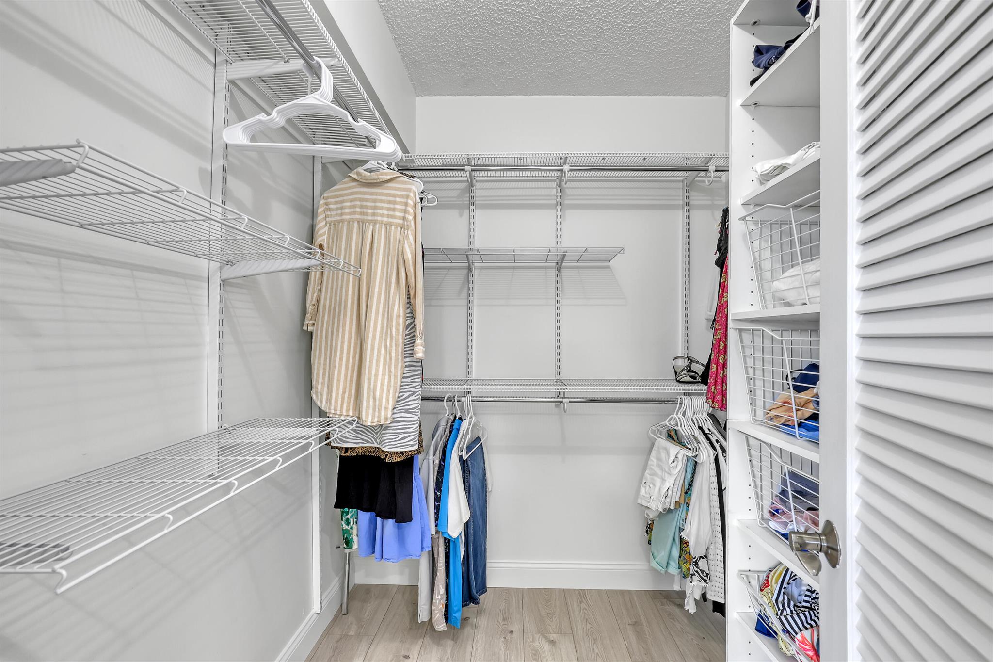 LAVERS DELRAY RACQUET CLUB CONDO - Residential Lease