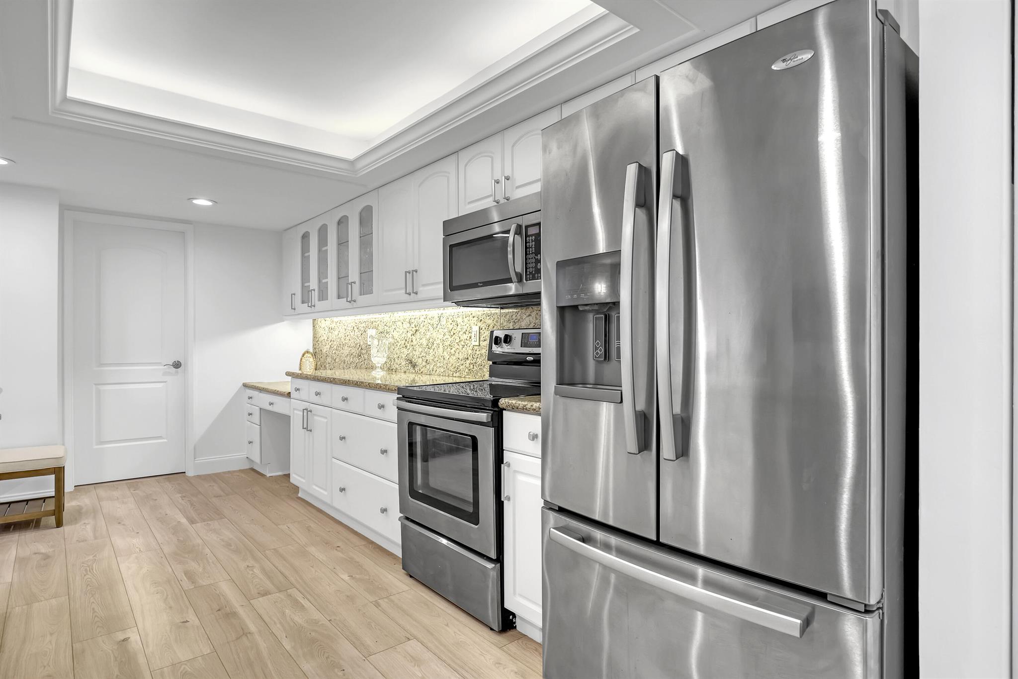 LAVERS DELRAY RACQUET CLUB CONDO - Residential Lease