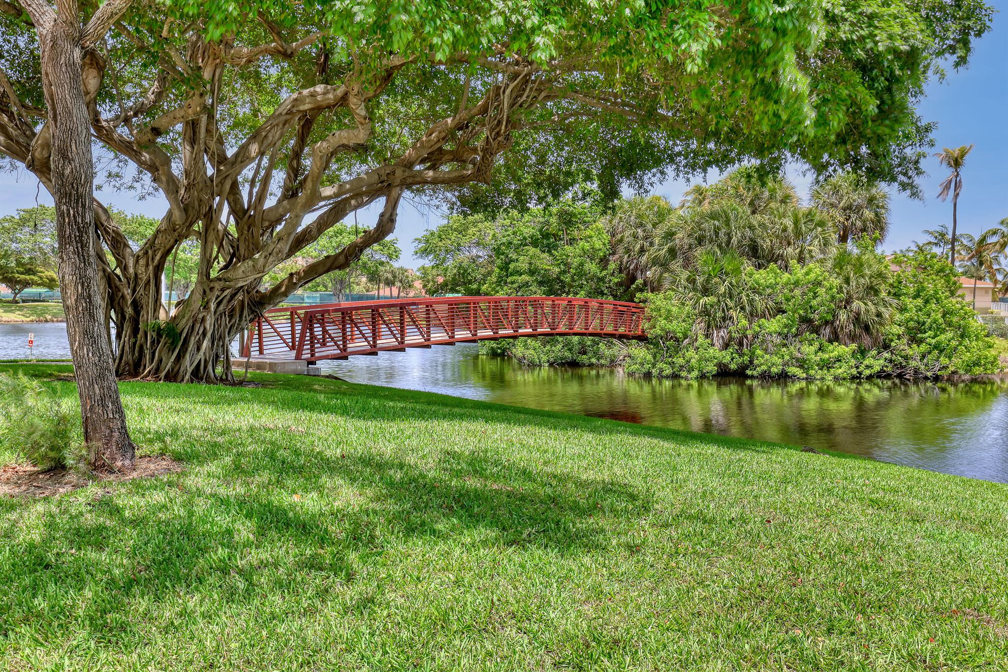 LAVERS DELRAY RACQUET CLUB CONDO - Residential Lease