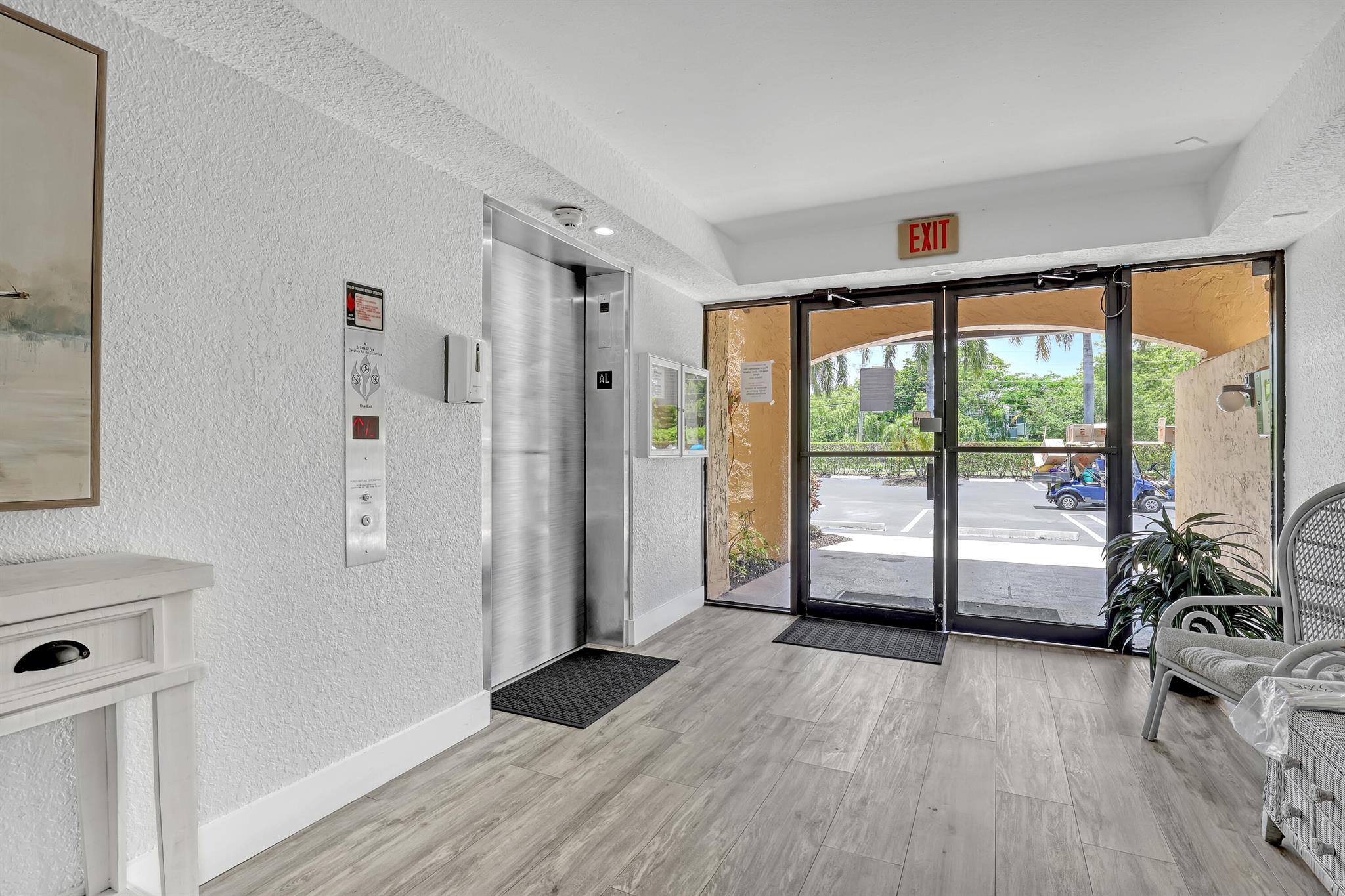 LAVERS DELRAY RACQUET CLUB CONDO - Residential Lease