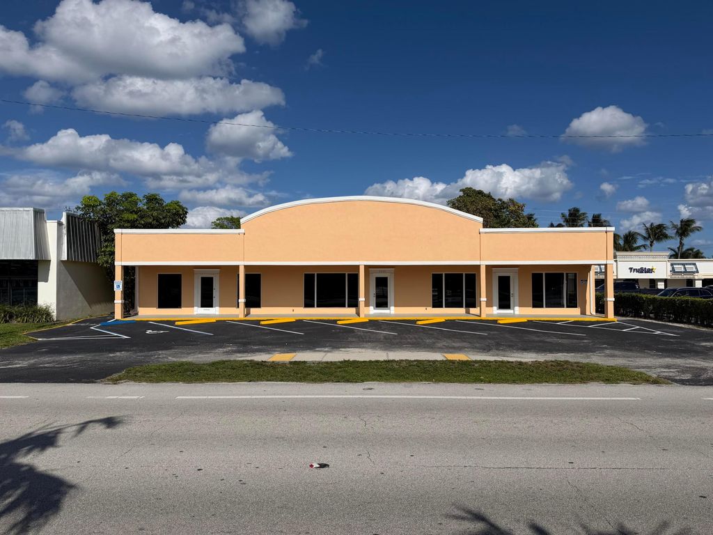 Photo of 3060 N Federal Highway, Boca Raton, FL 33431 (MLS # B26019120)