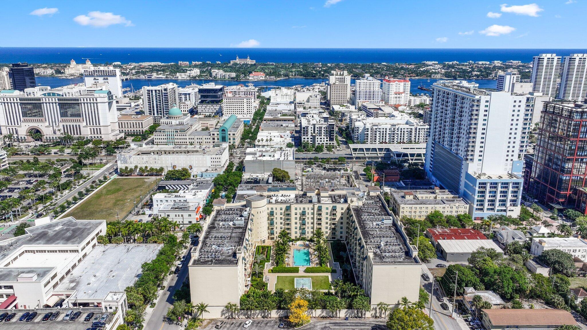 610 CLEMATIS CONDO - Residential