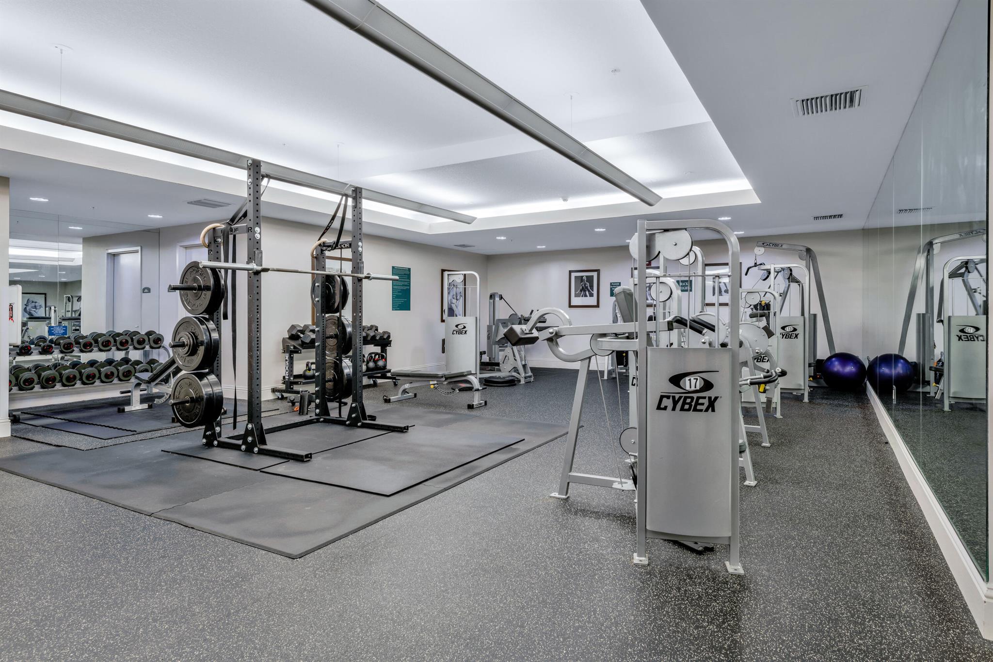 610 CLEMATIS CONDO - Residential