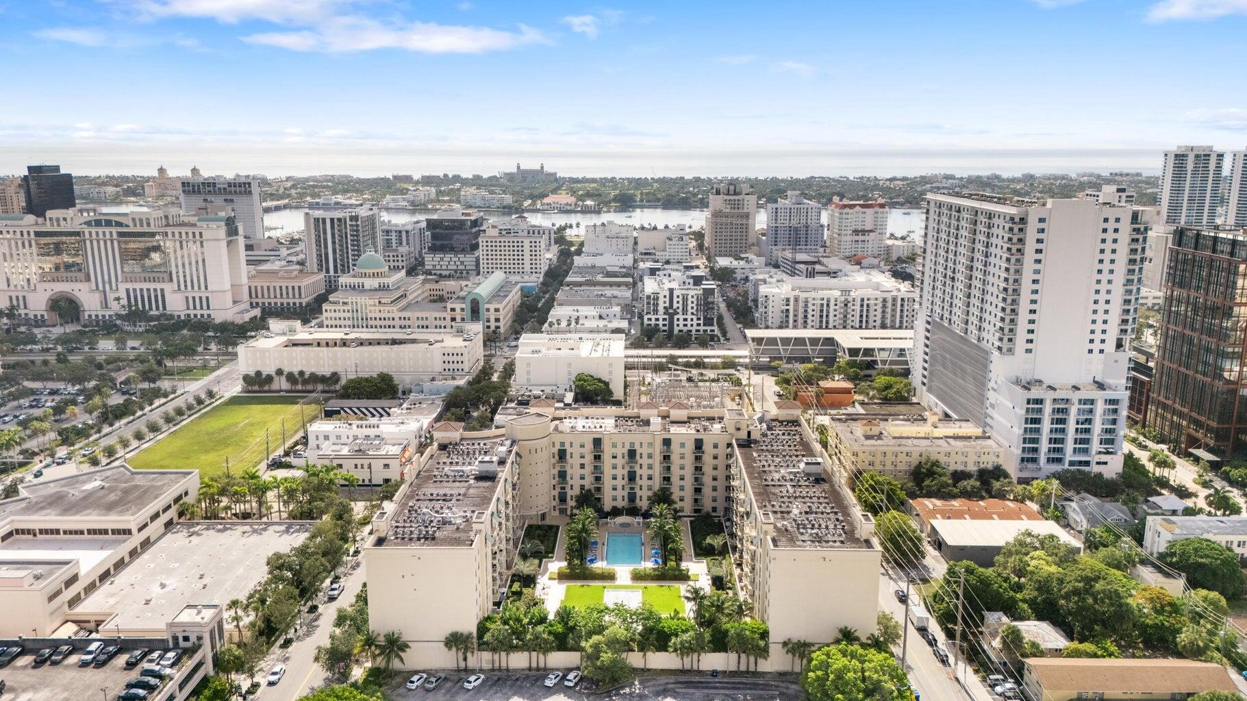 610 CLEMATIS CONDO - Residential