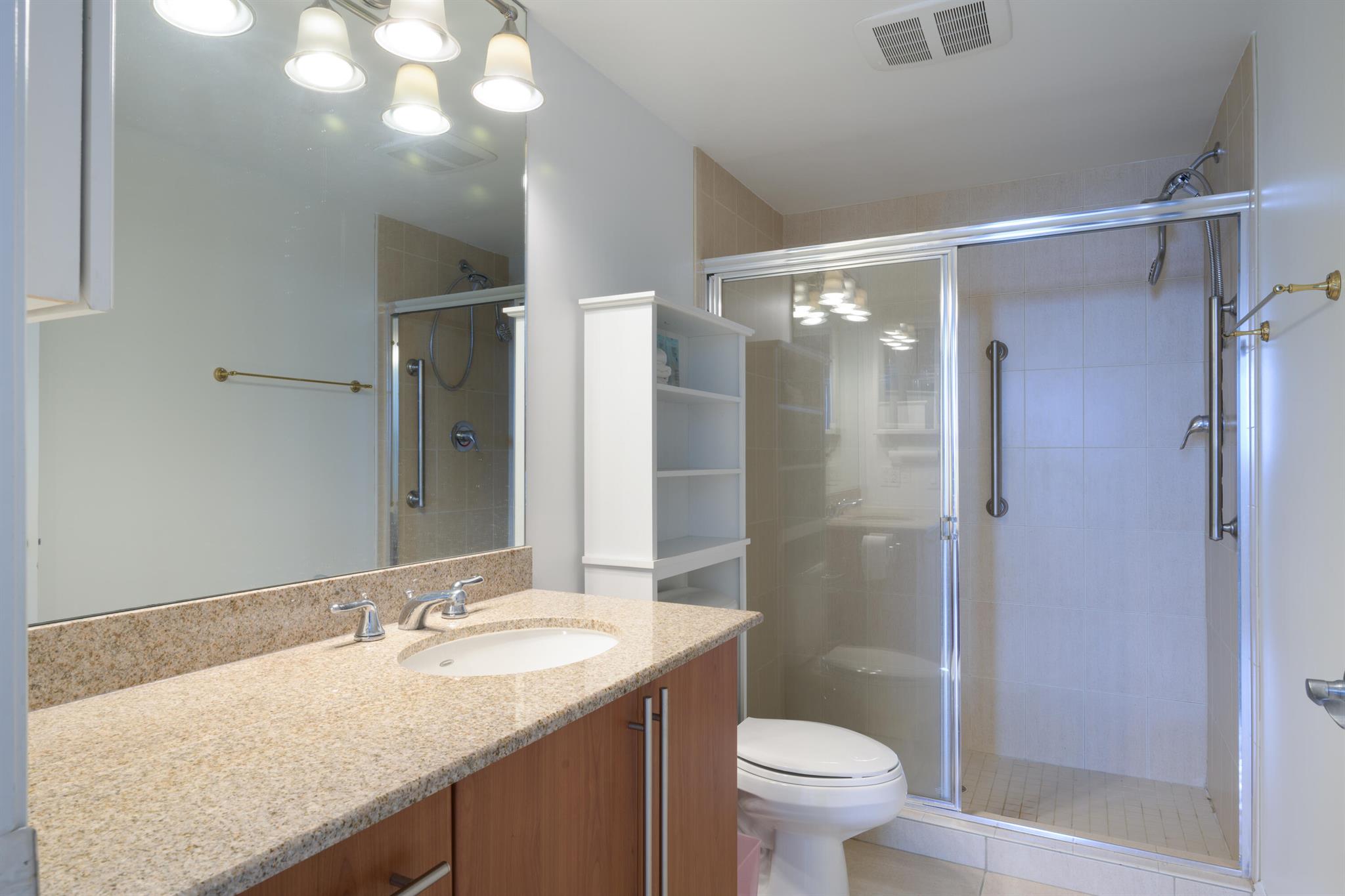 610 CLEMATIS CONDO - Residential