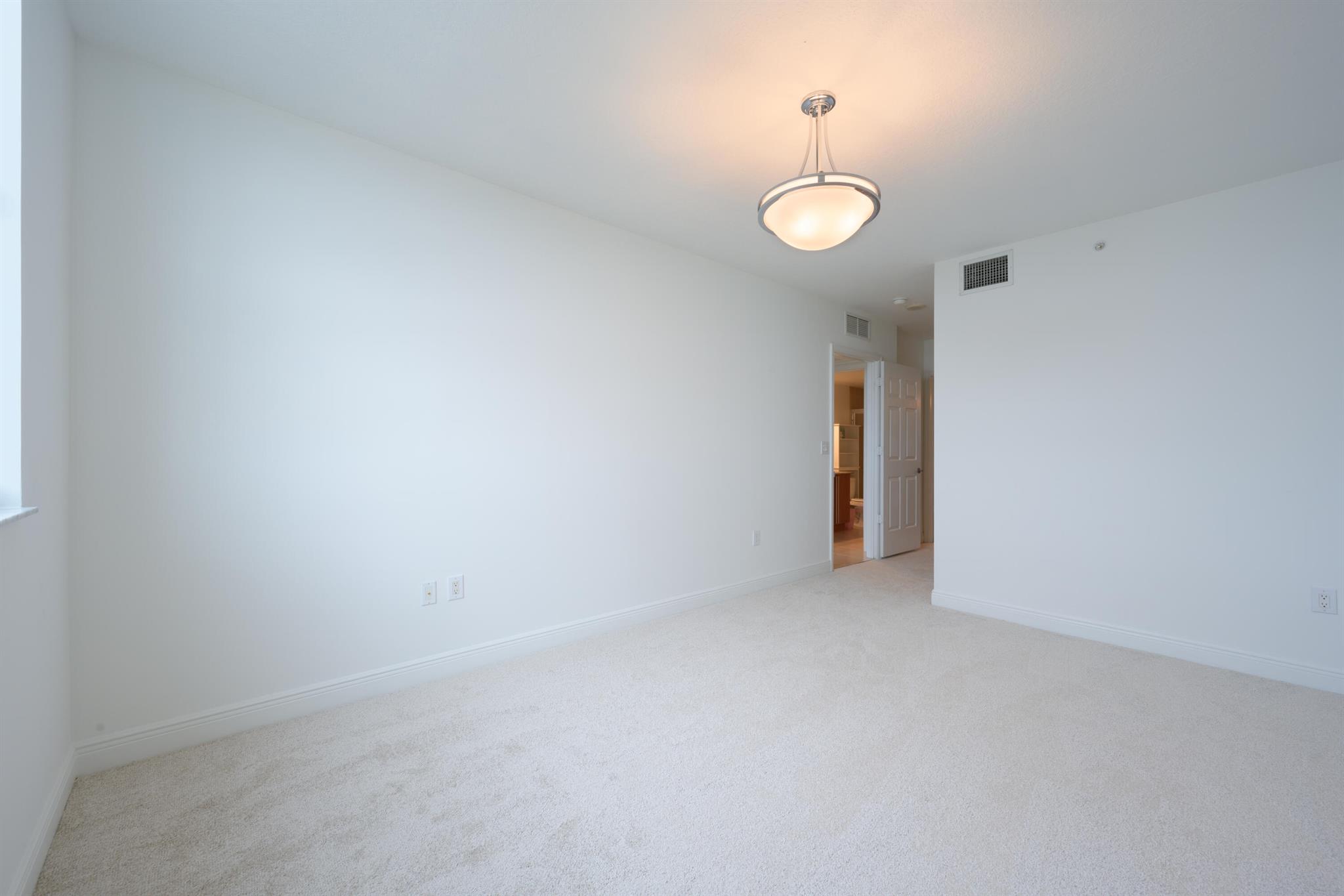 610 CLEMATIS CONDO - Residential