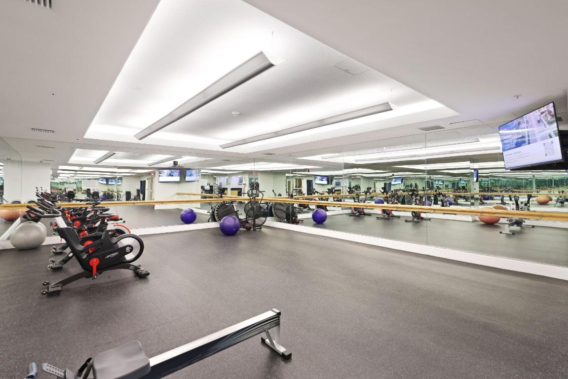 610 CLEMATIS CONDO - Residential