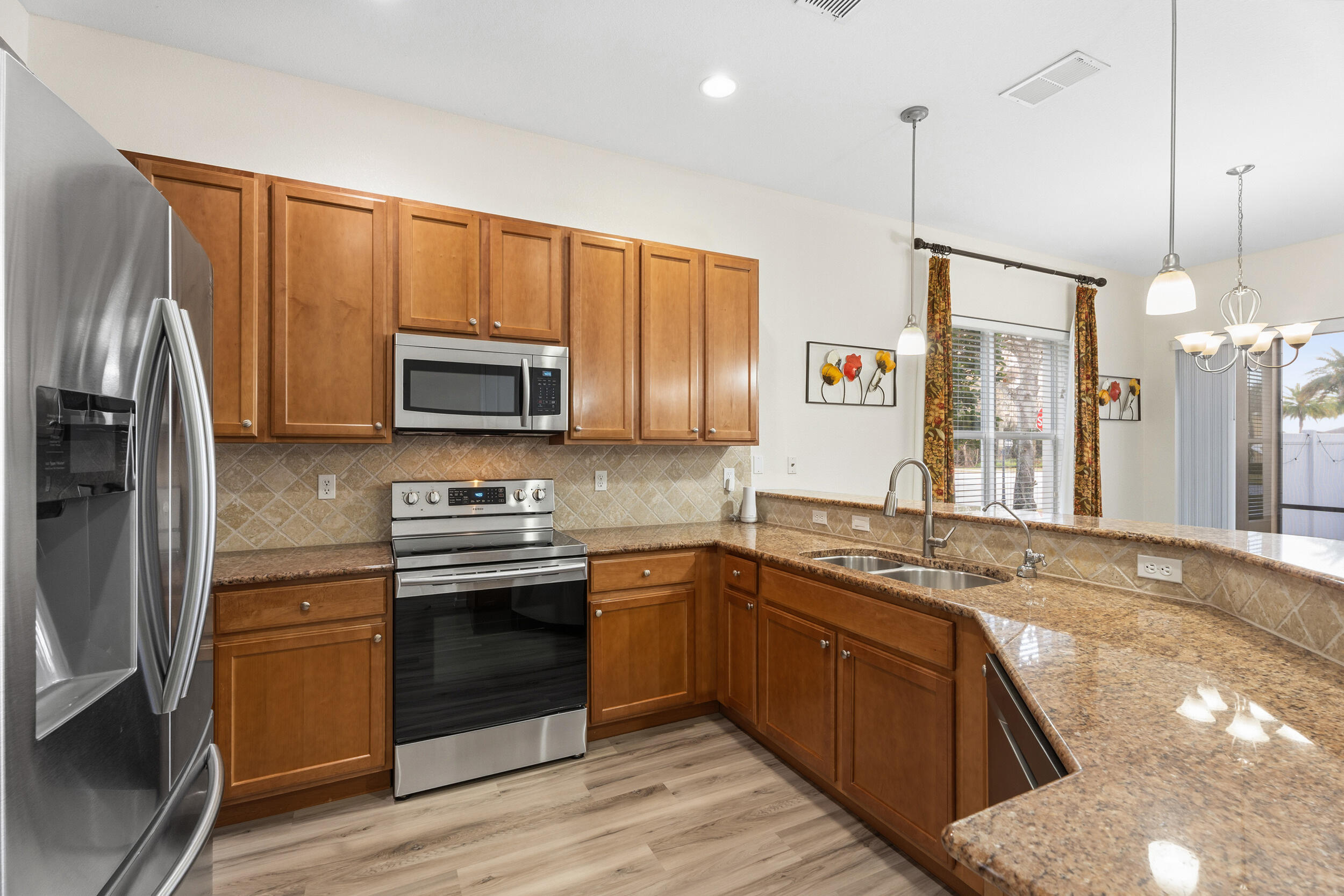 ST ANDREWS TOWNHOMES - Residential