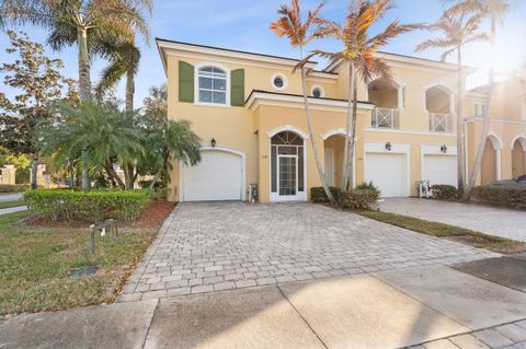 6145 NW Helmsdale Way Port St Lucie FL 34983