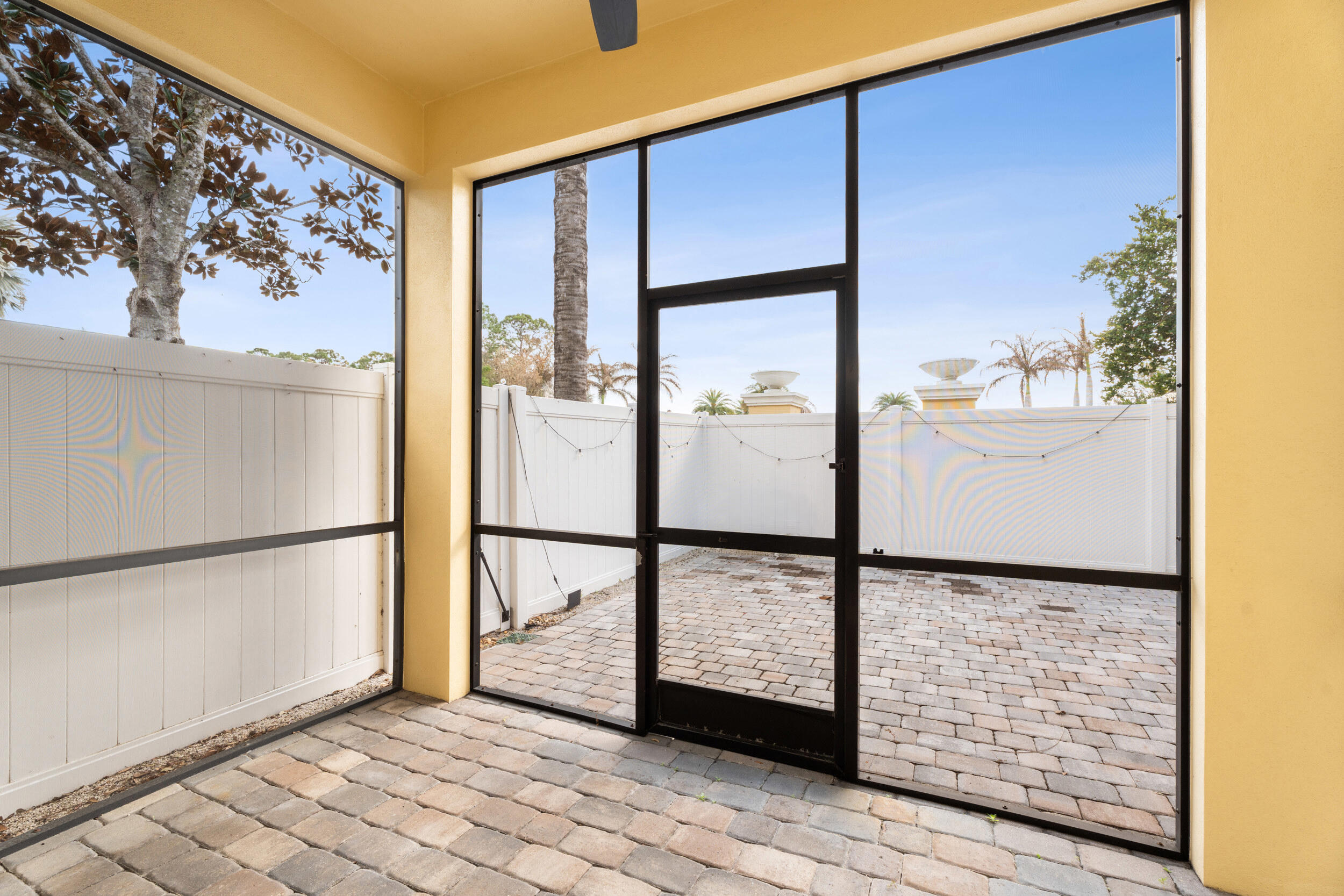 ST ANDREWS TOWNHOMES - Residential