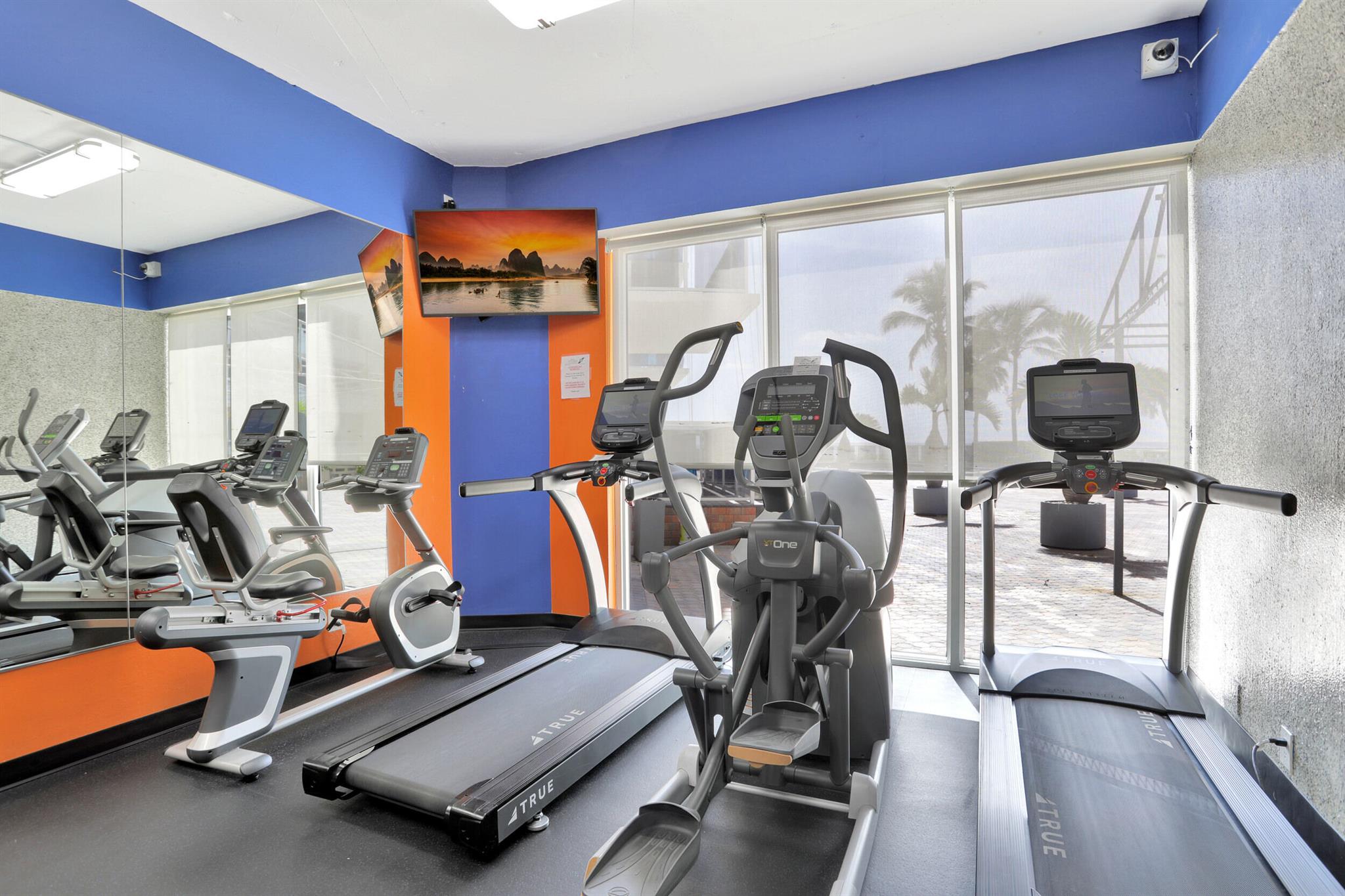 ROYAL AMBASSADOR CONDO - Residential Lease