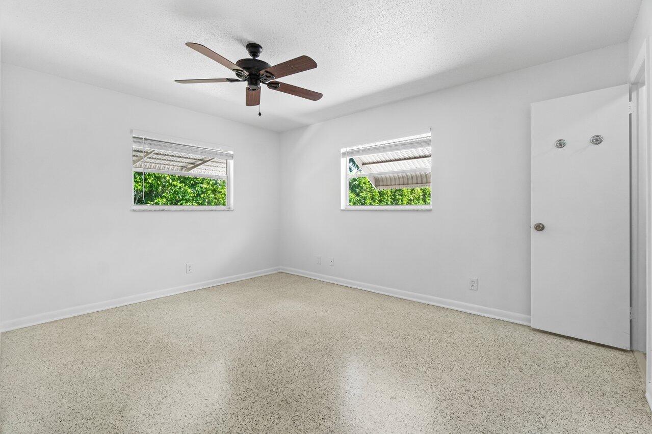 NORTH PALM BEACH VILLAGE - Residential Lease