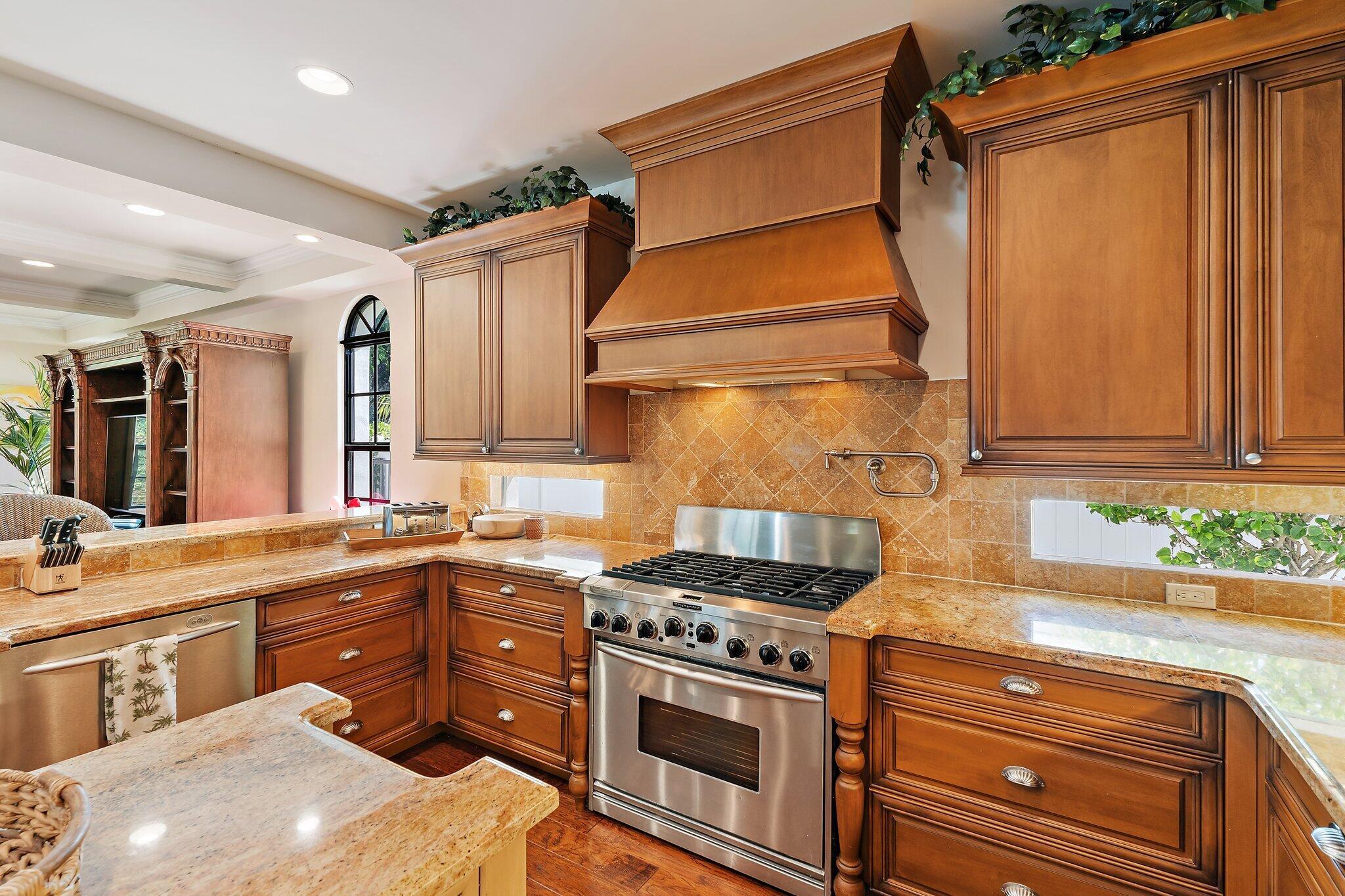 JUPITER INLET BEACH COLON - Residential