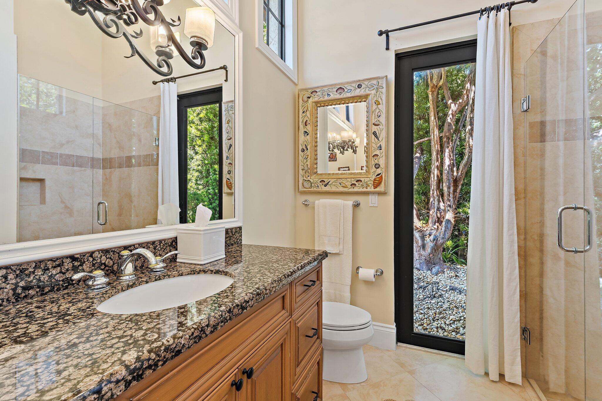 JUPITER INLET BEACH COLON - Residential