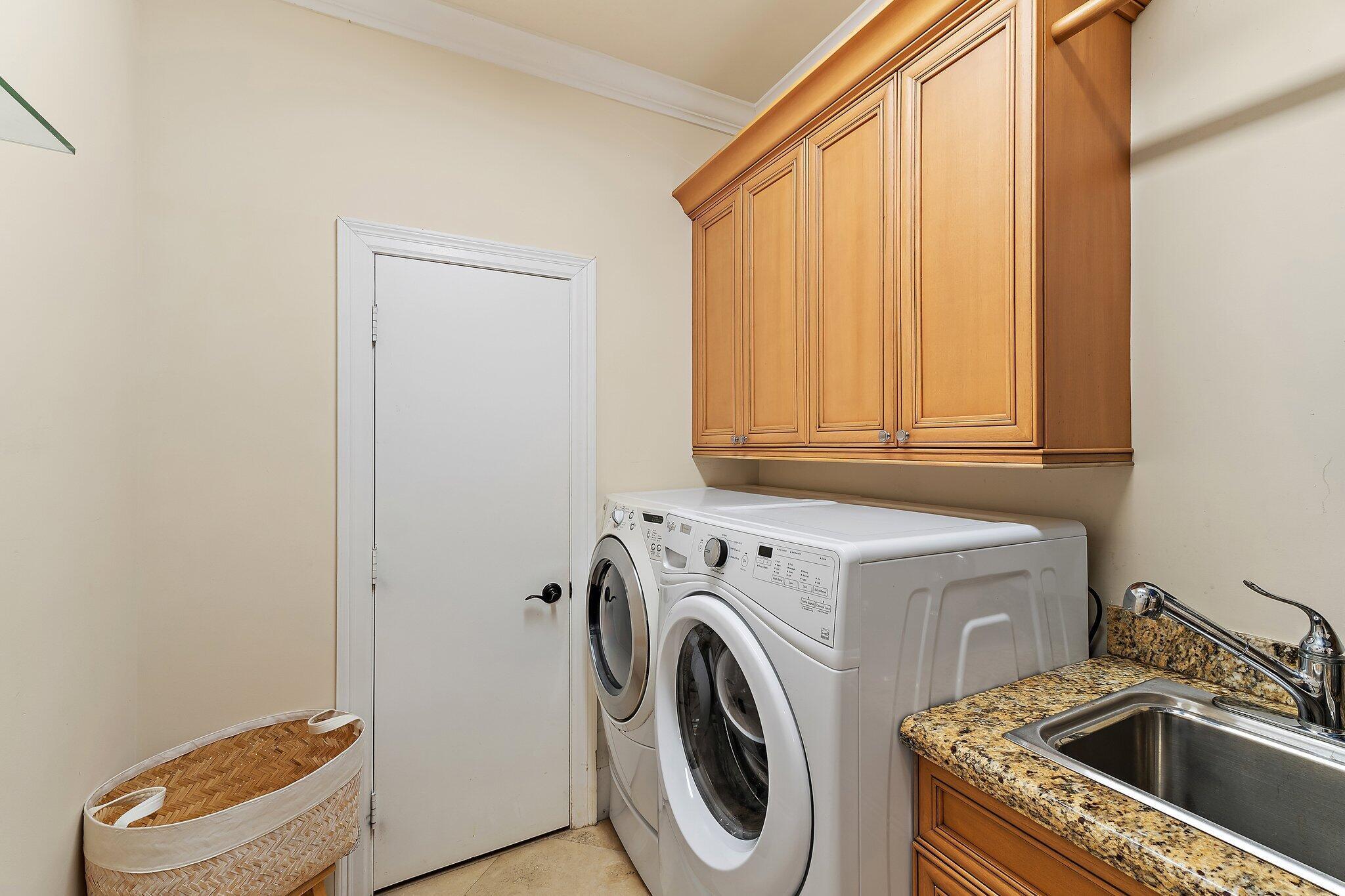 JUPITER INLET BEACH COLON - Residential