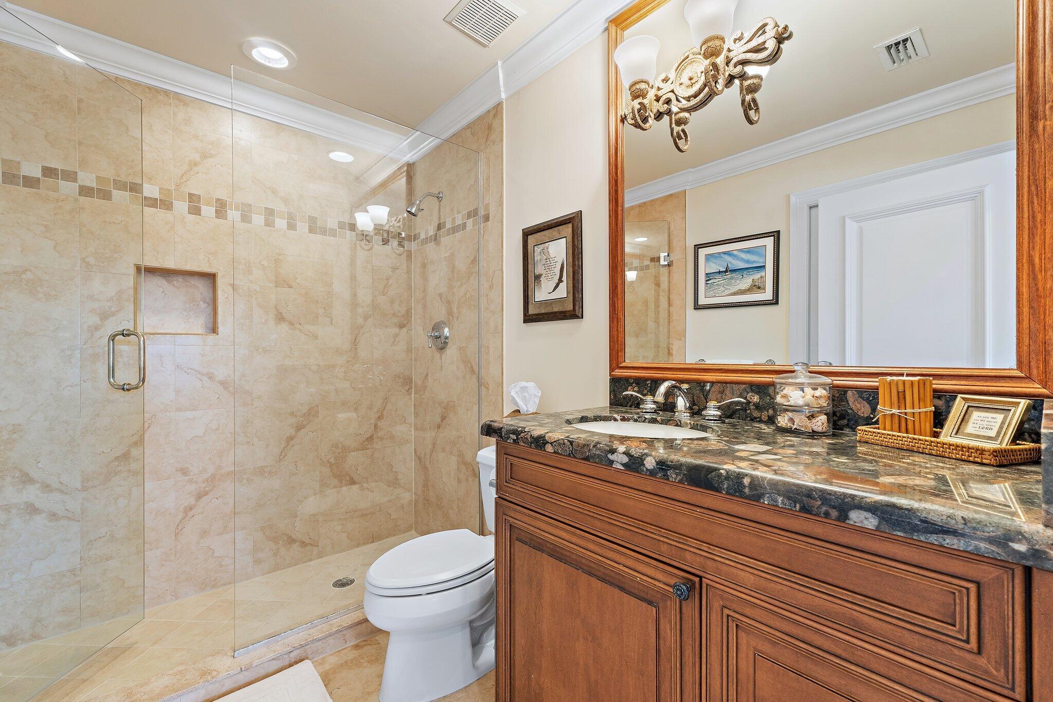 JUPITER INLET BEACH COLON - Residential