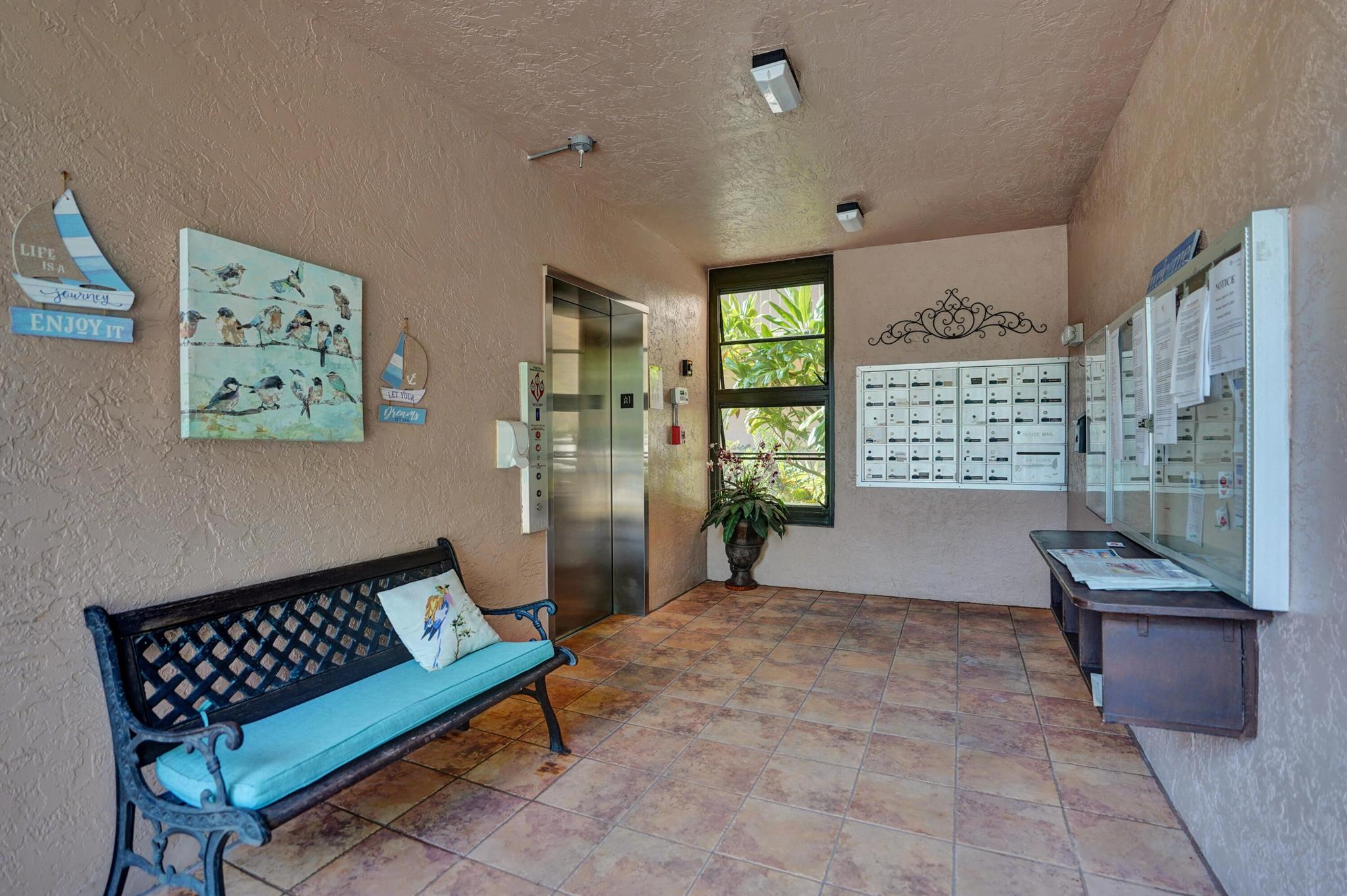 7320 Amberly Lane 406