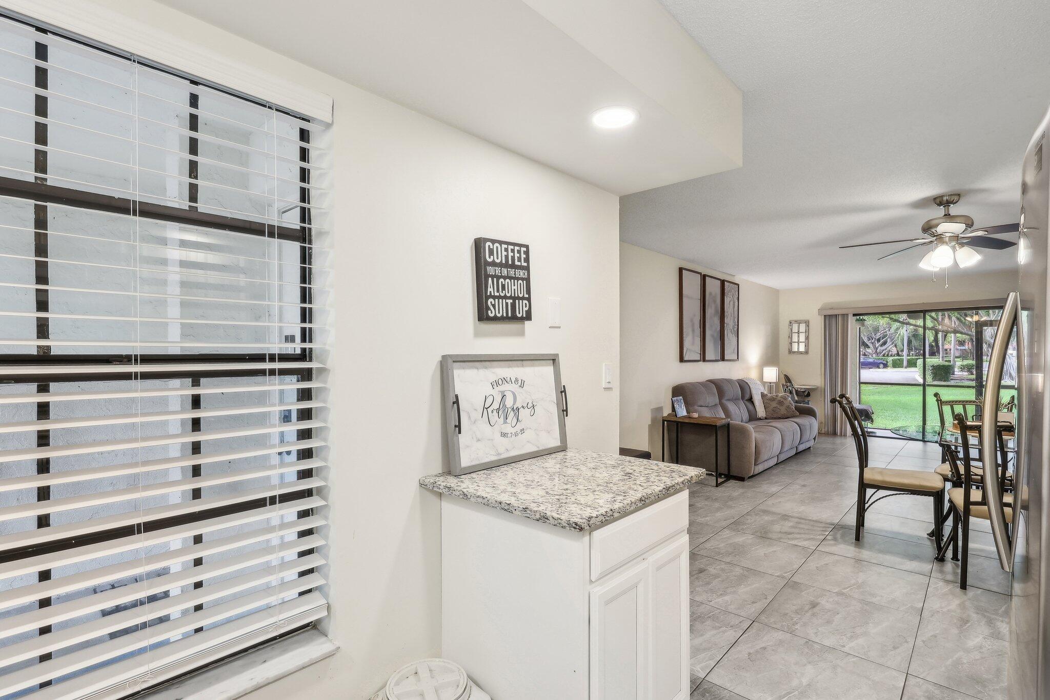 LAKE WINDWOOD CONDO - Residential