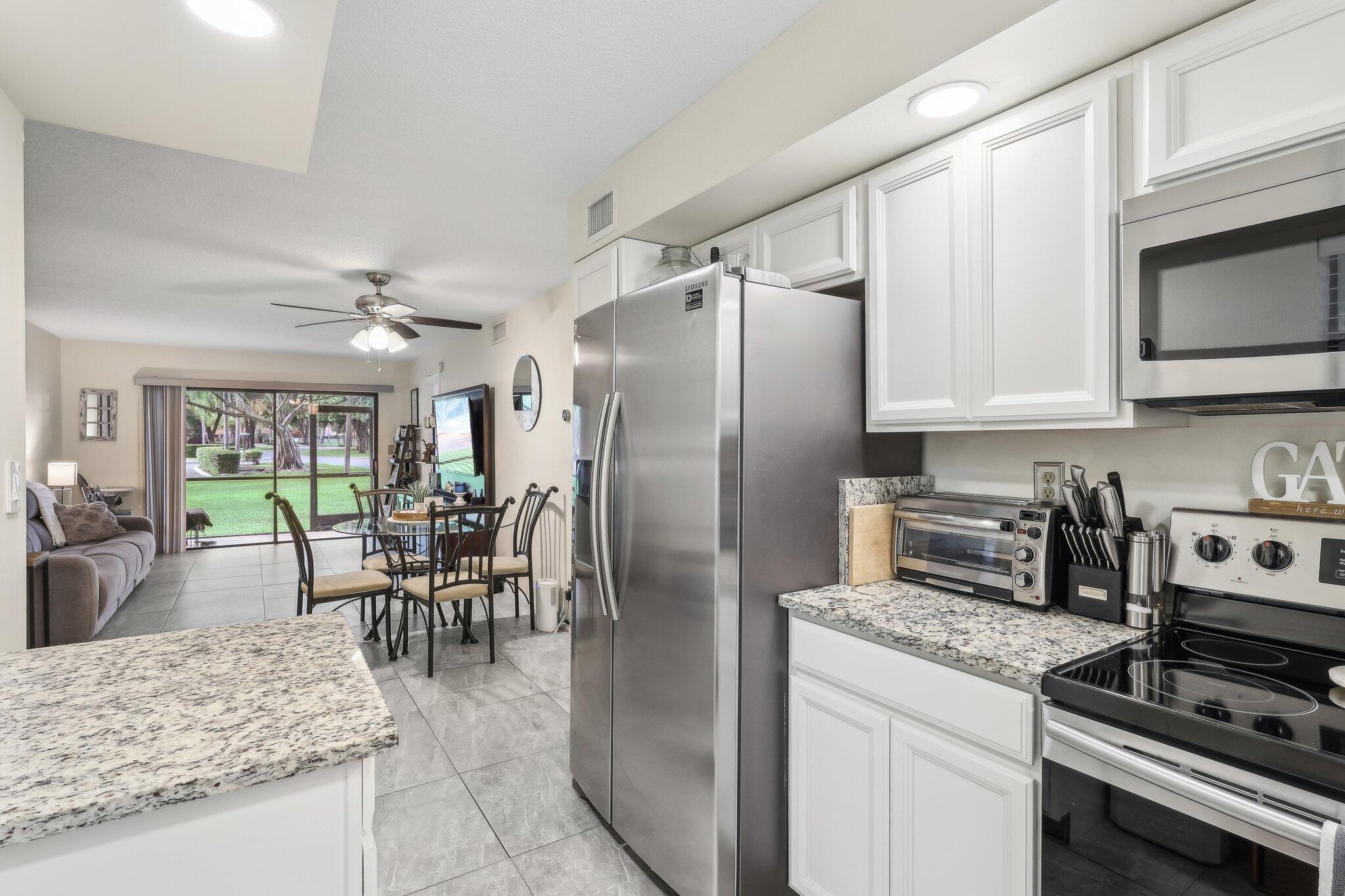 LAKE WINDWOOD CONDO - Residential