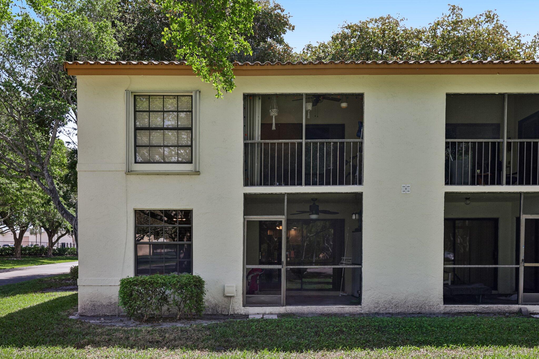 LAKE WINDWOOD CONDO - Residential