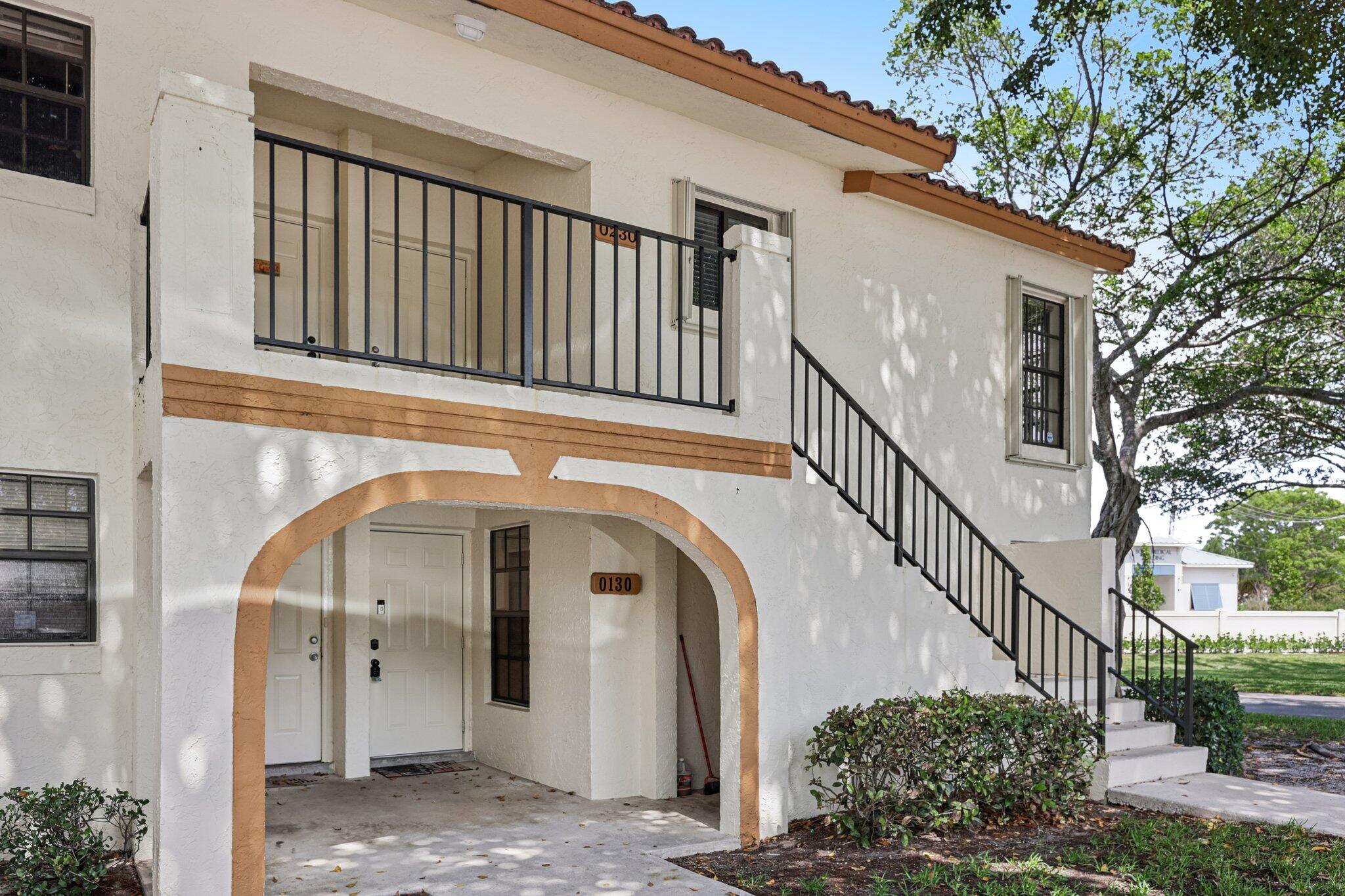 LAKE WINDWOOD CONDO - Residential