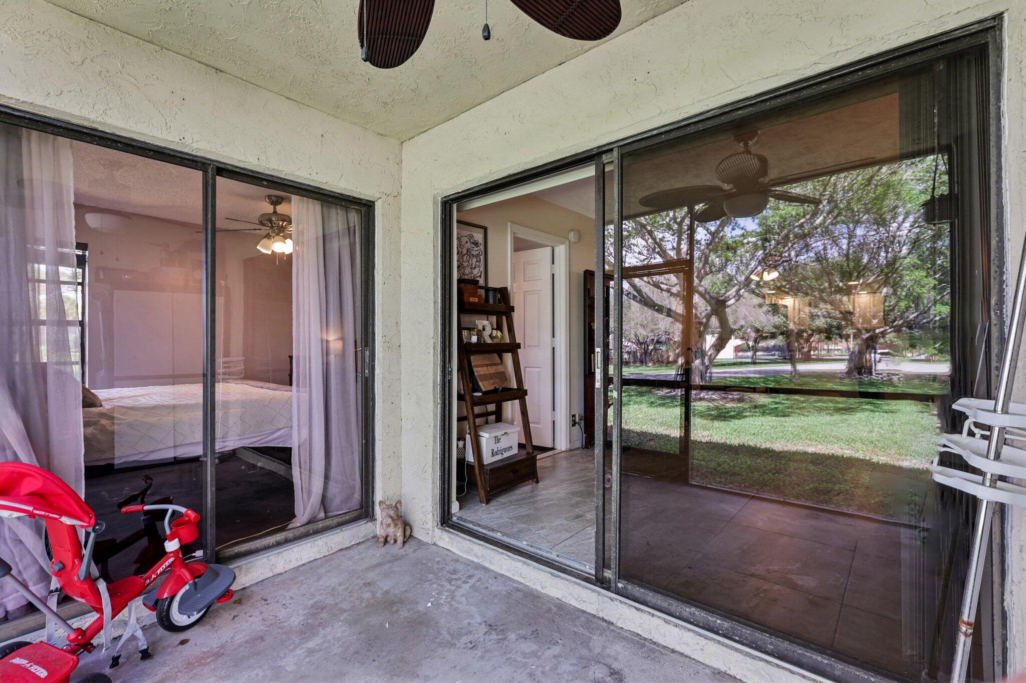 LAKE WINDWOOD CONDO - Residential