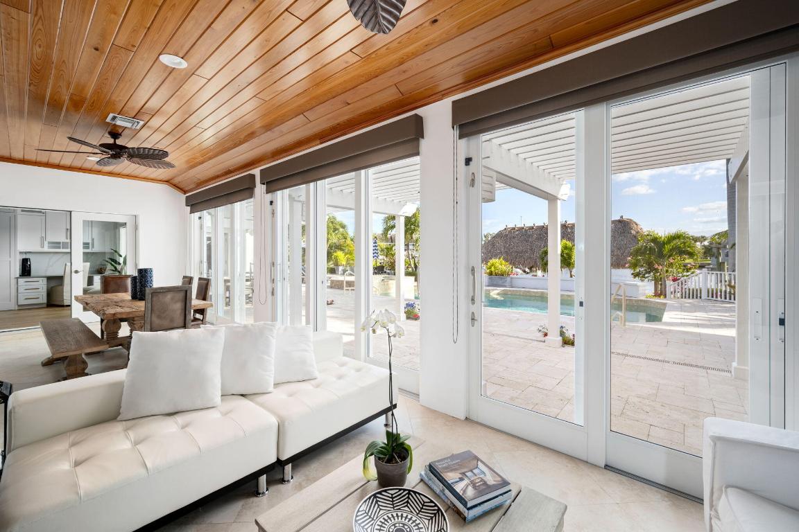 Vero Beach, Florida, 32963, United States, 4 Bedrooms Bedrooms, ,5 BathroomsBathrooms,Residential,Active,1953342