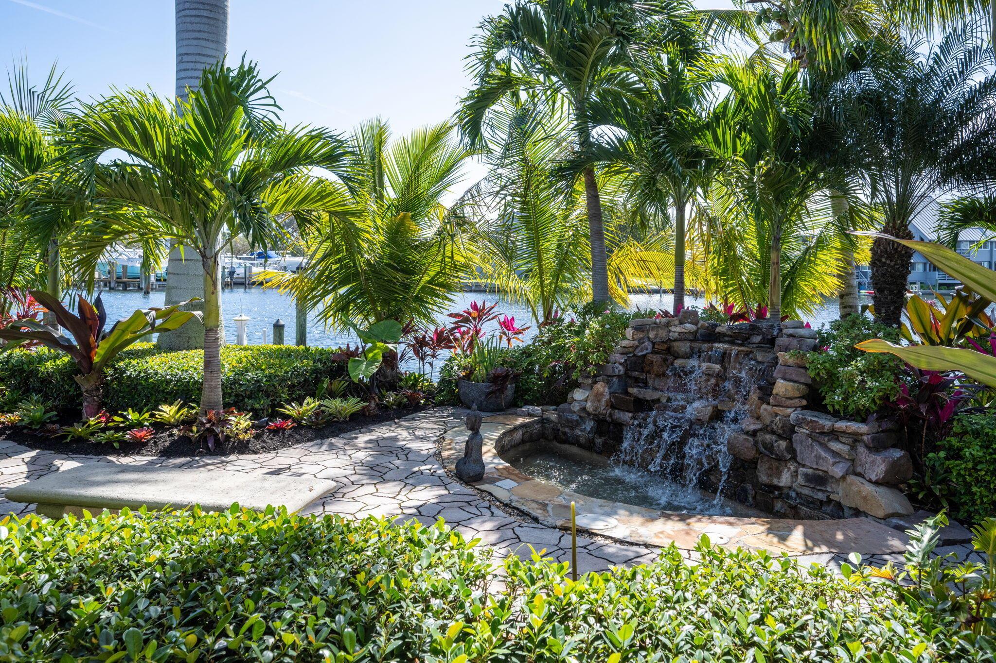 Vero Beach, Florida, 32963, United States, 4 Bedrooms Bedrooms, ,5 BathroomsBathrooms,Residential,Active,1953342