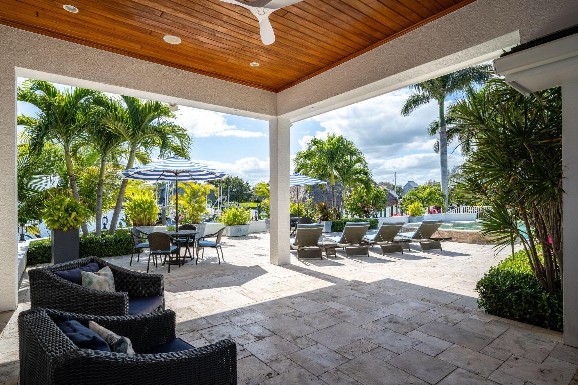 Vero Beach, Florida, 32963, United States, 4 Bedrooms Bedrooms, ,5 BathroomsBathrooms,Residential,Active,1953342