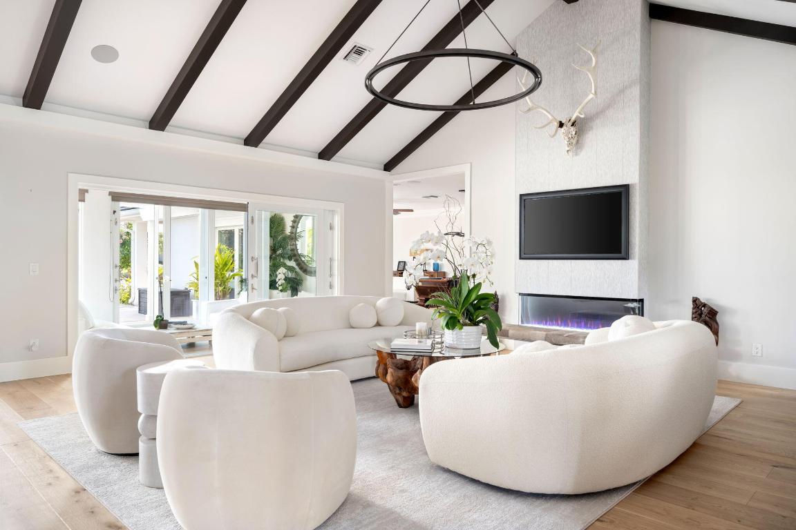 Vero Beach, Florida, 32963, United States, 4 Bedrooms Bedrooms, ,5 BathroomsBathrooms,Residential,Active,1953342