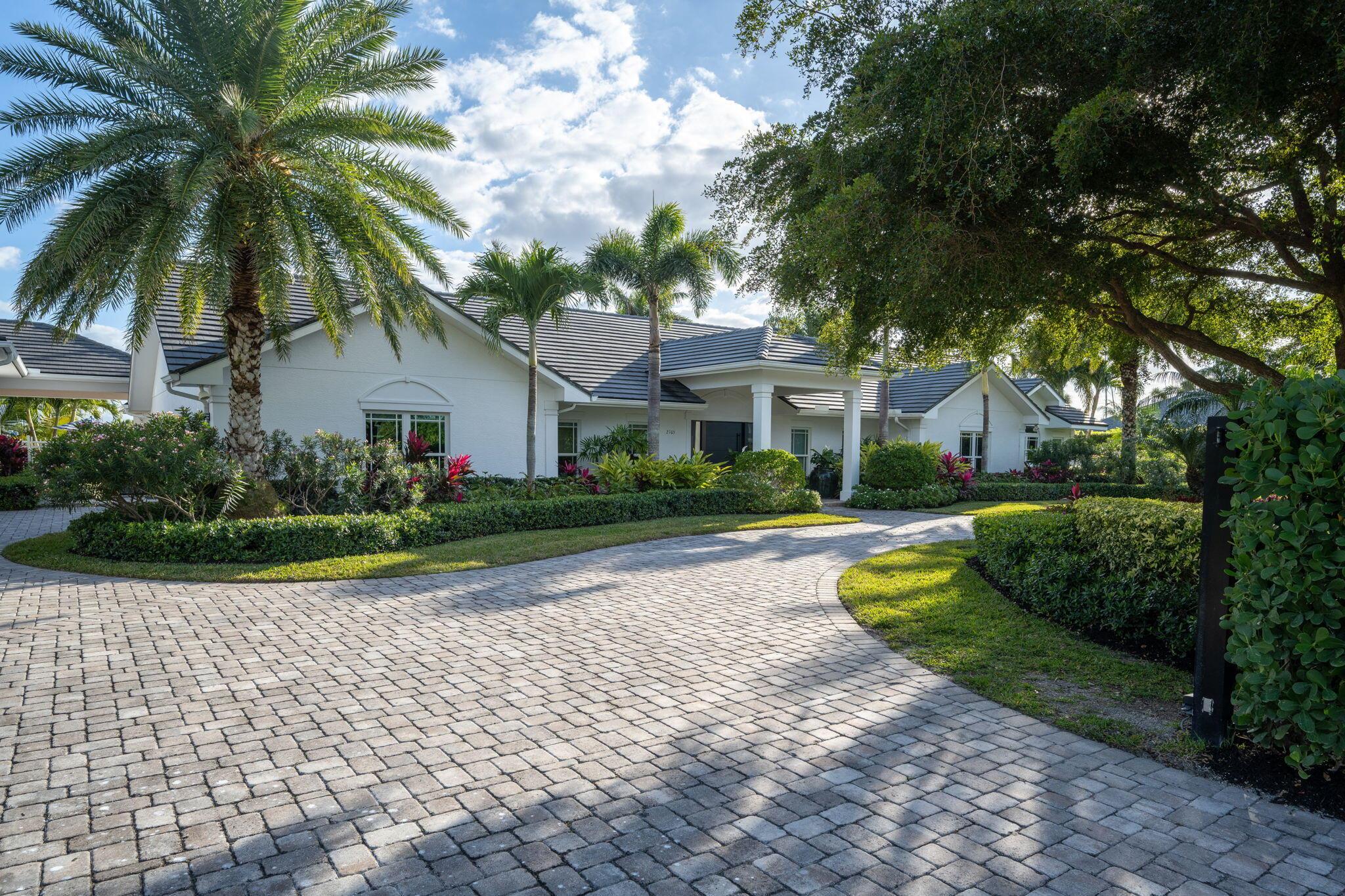 Vero Beach, Florida, 32963, United States, 4 Bedrooms Bedrooms, ,5 BathroomsBathrooms,Residential,Active,1953342