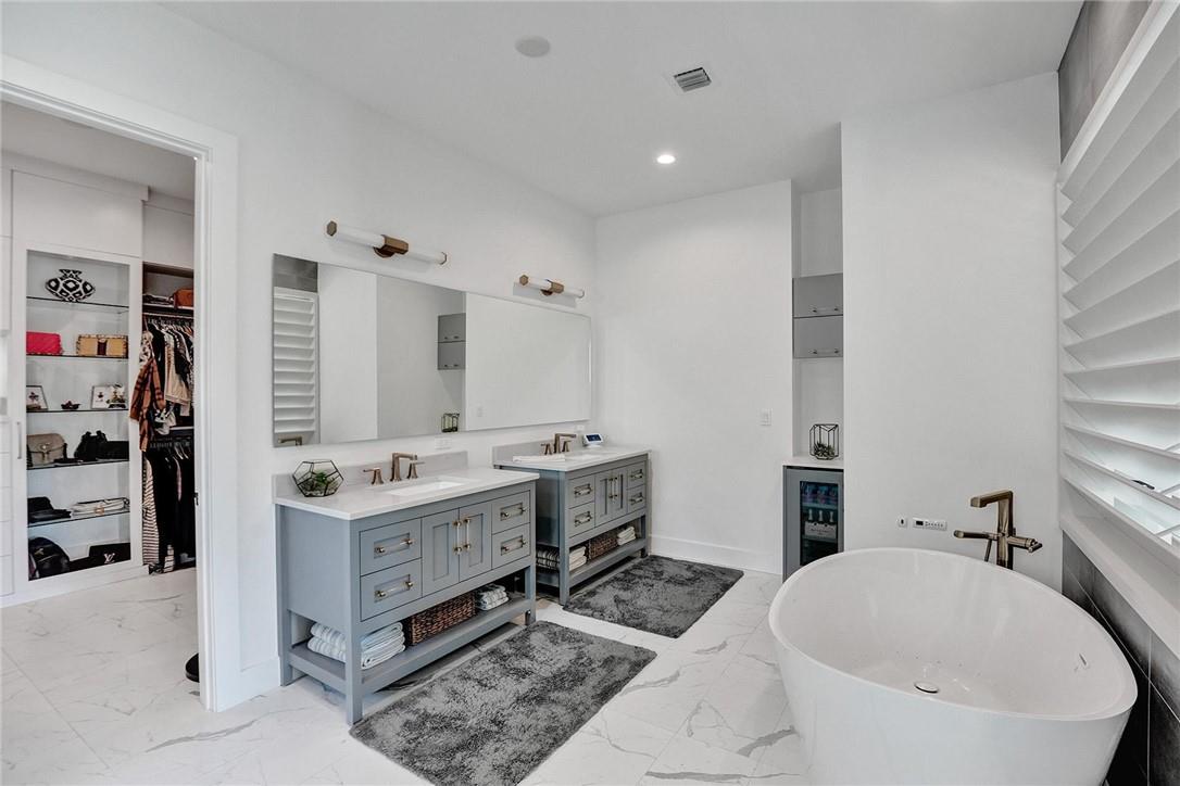 Sea Ranch Lakes 40-29 B - Residential