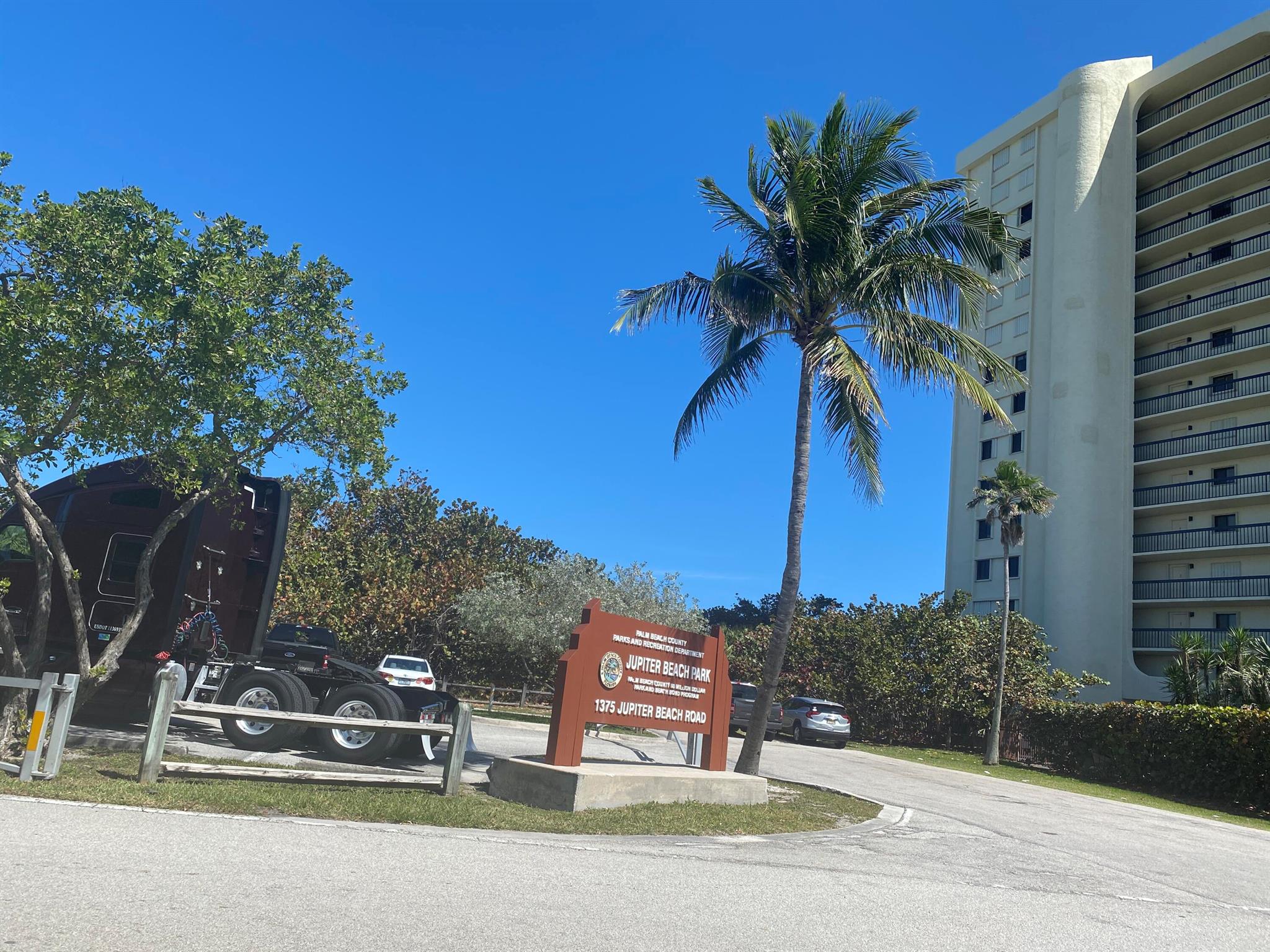 PINES OF JUPITER/TEQUESTA - Residential Lease