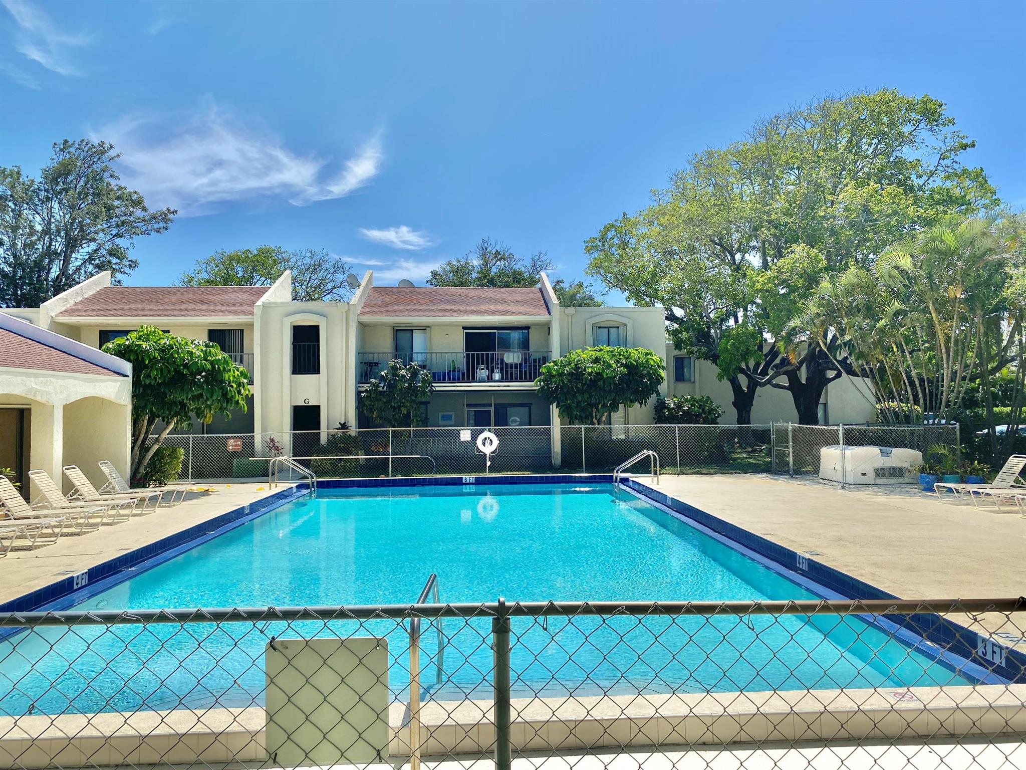 PINES OF JUPITER/TEQUESTA - Residential Lease