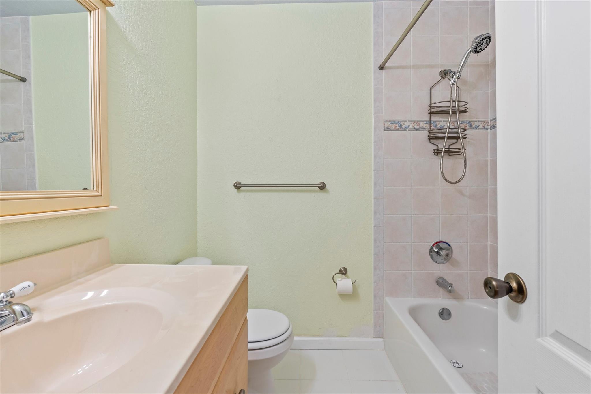 Faith Church 131-45 B - Residential Lease