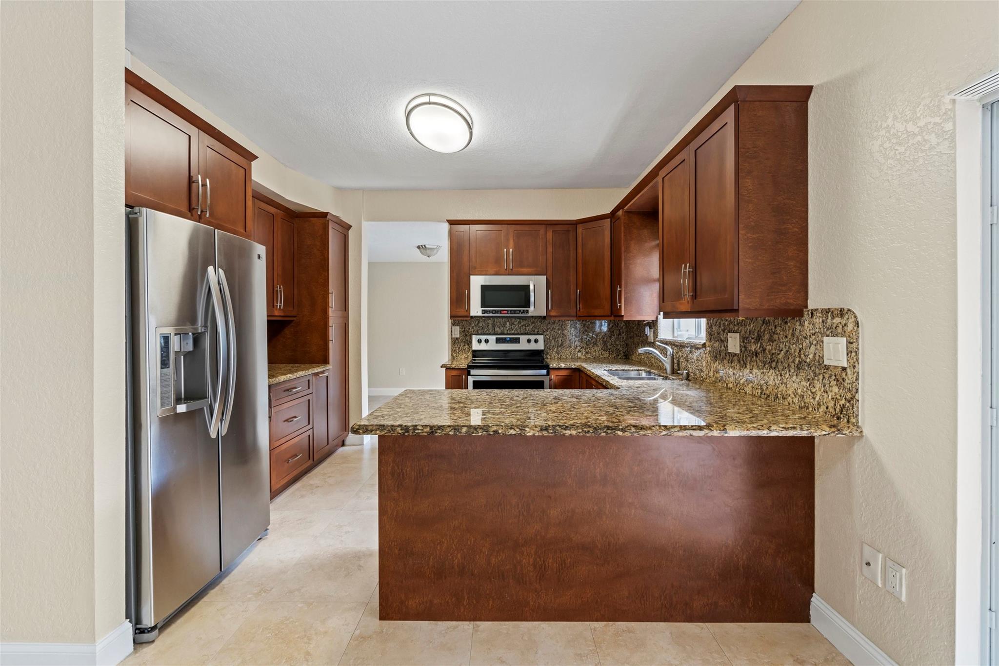 5960 SW 99th Ter